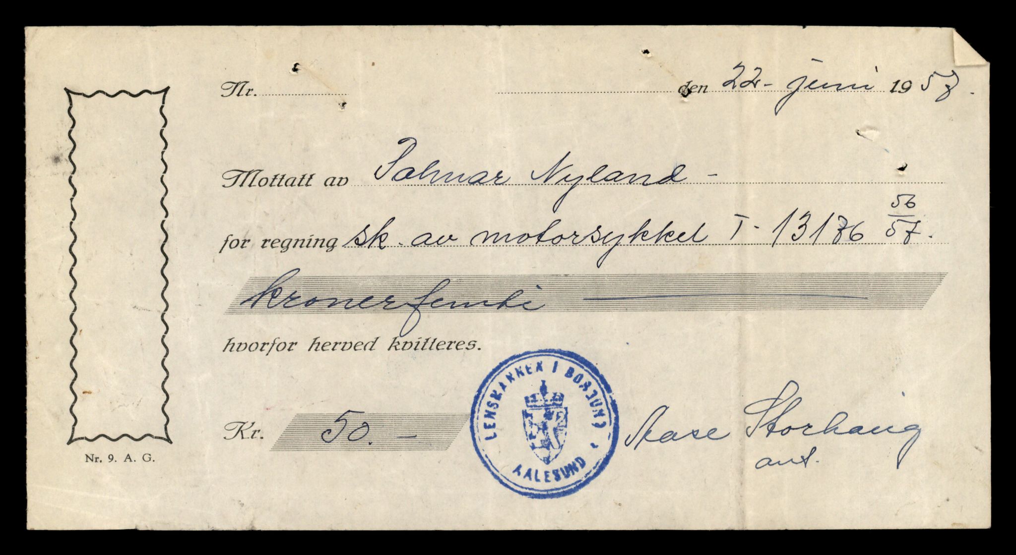 Møre og Romsdal vegkontor - Ålesund trafikkstasjon, AV/SAT-A-4099/F/Fe/L0037: Registreringskort for kjøretøy T 13031 - T 13179, 1927-1998, p. 2812