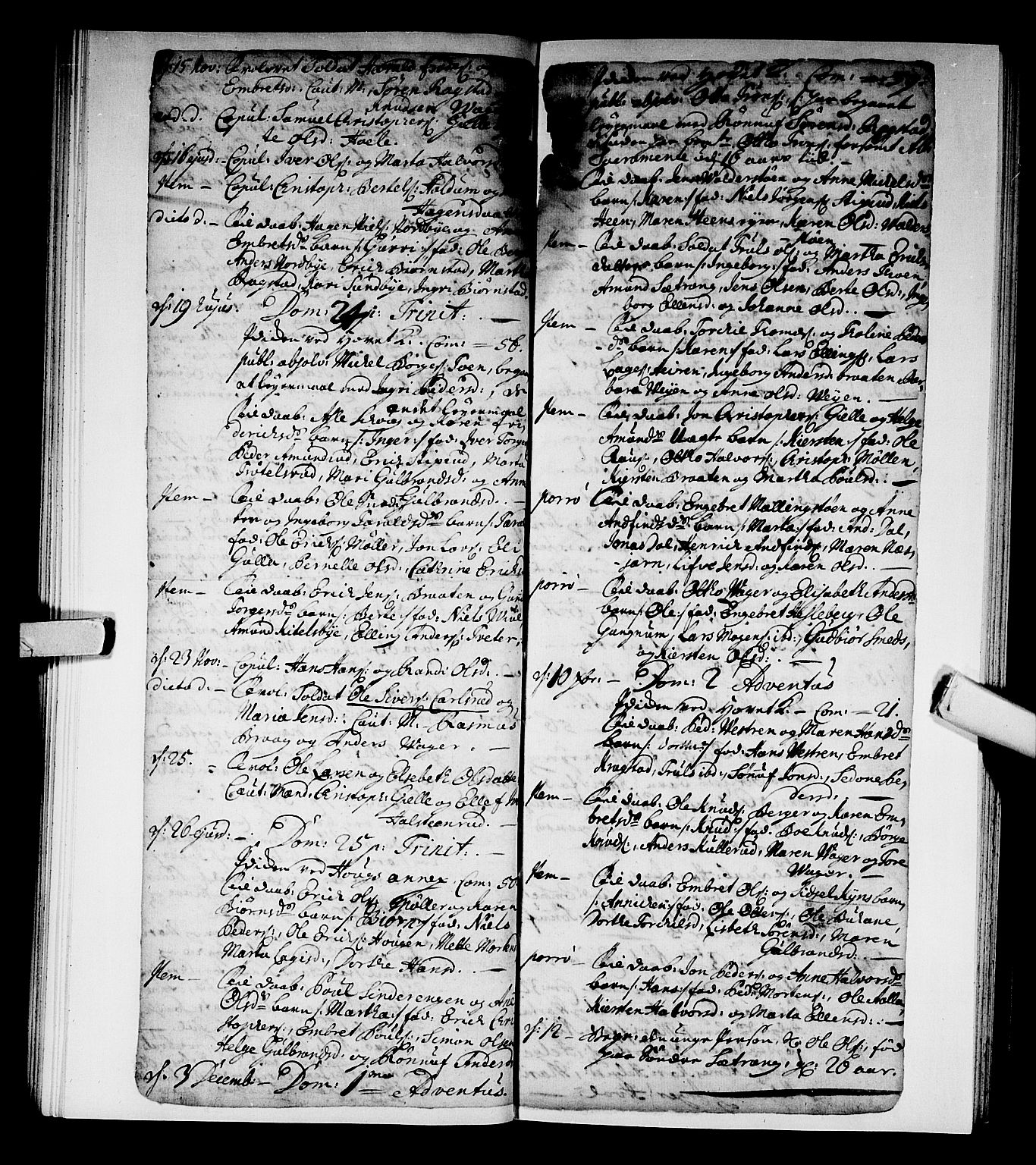Norderhov kirkebøker, SAKO/A-237/F/Fa/L0002b: Parish register (official) no. 2B, 1726-1739, p. 370-371