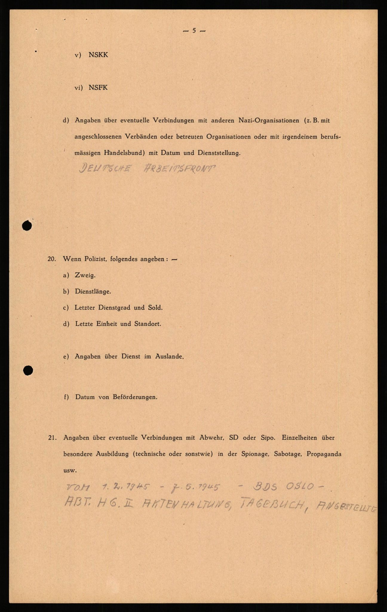 Forsvaret, Forsvarets overkommando II, AV/RA-RAFA-3915/D/Db/L0018: CI Questionaires. Tyske okkupasjonsstyrker i Norge. Tyskere., 1945-1946, p. 123