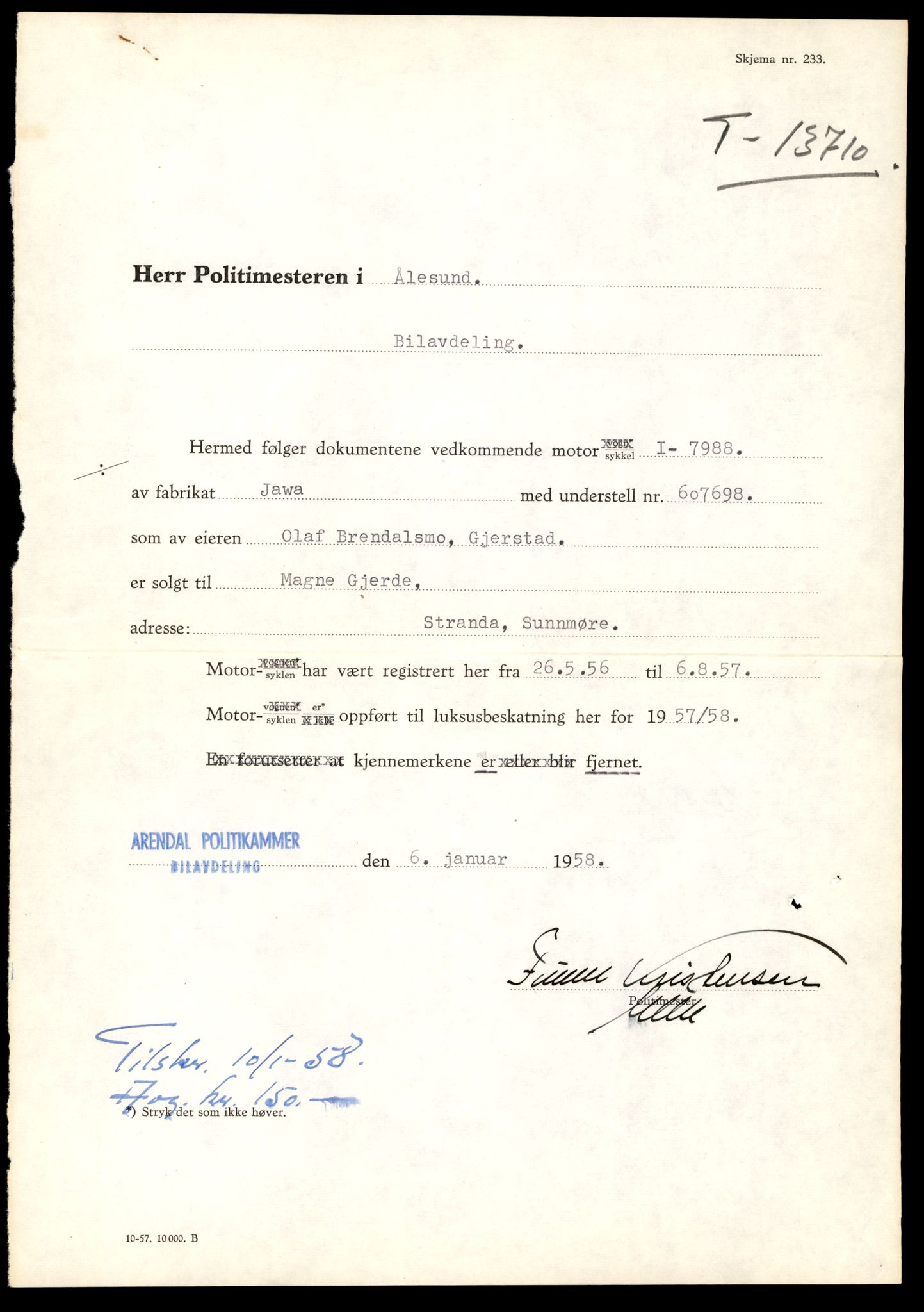 Møre og Romsdal vegkontor - Ålesund trafikkstasjon, AV/SAT-A-4099/F/Fe/L0041: Registreringskort for kjøretøy T 13710 - T 13905, 1927-1998, p. 17