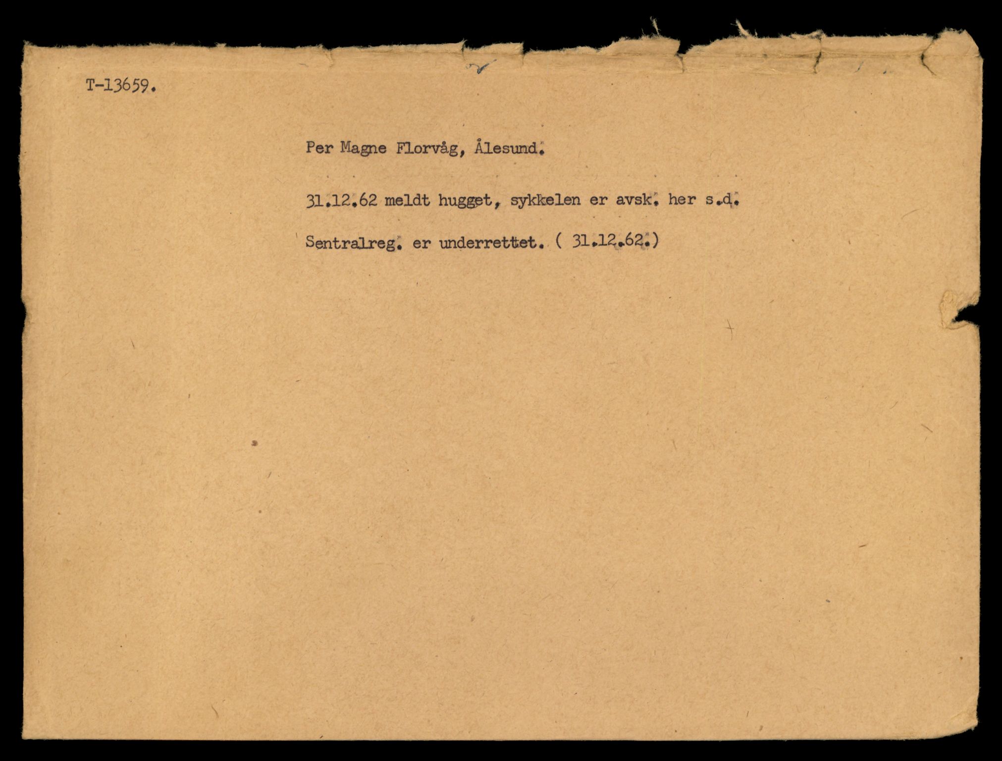 Møre og Romsdal vegkontor - Ålesund trafikkstasjon, AV/SAT-A-4099/F/Fe/L0040: Registreringskort for kjøretøy T 13531 - T 13709, 1927-1998, p. 2193