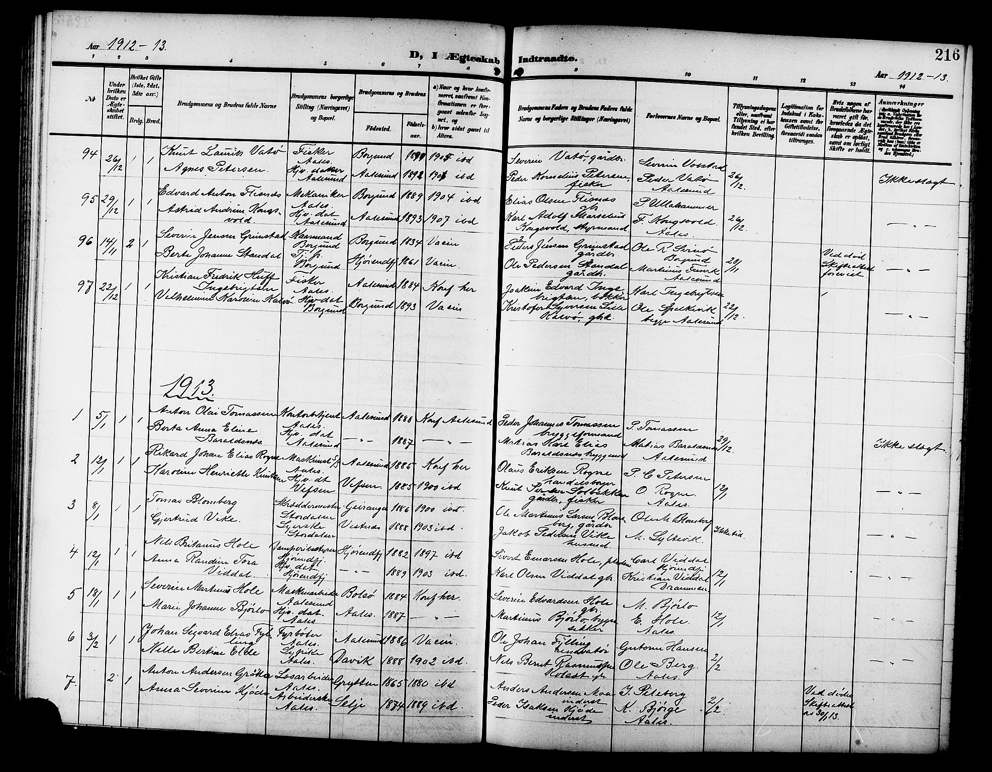 Ministerialprotokoller, klokkerbøker og fødselsregistre - Møre og Romsdal, SAT/A-1454/529/L0470: Parish register (copy) no. 529C07, 1907-1917, p. 216