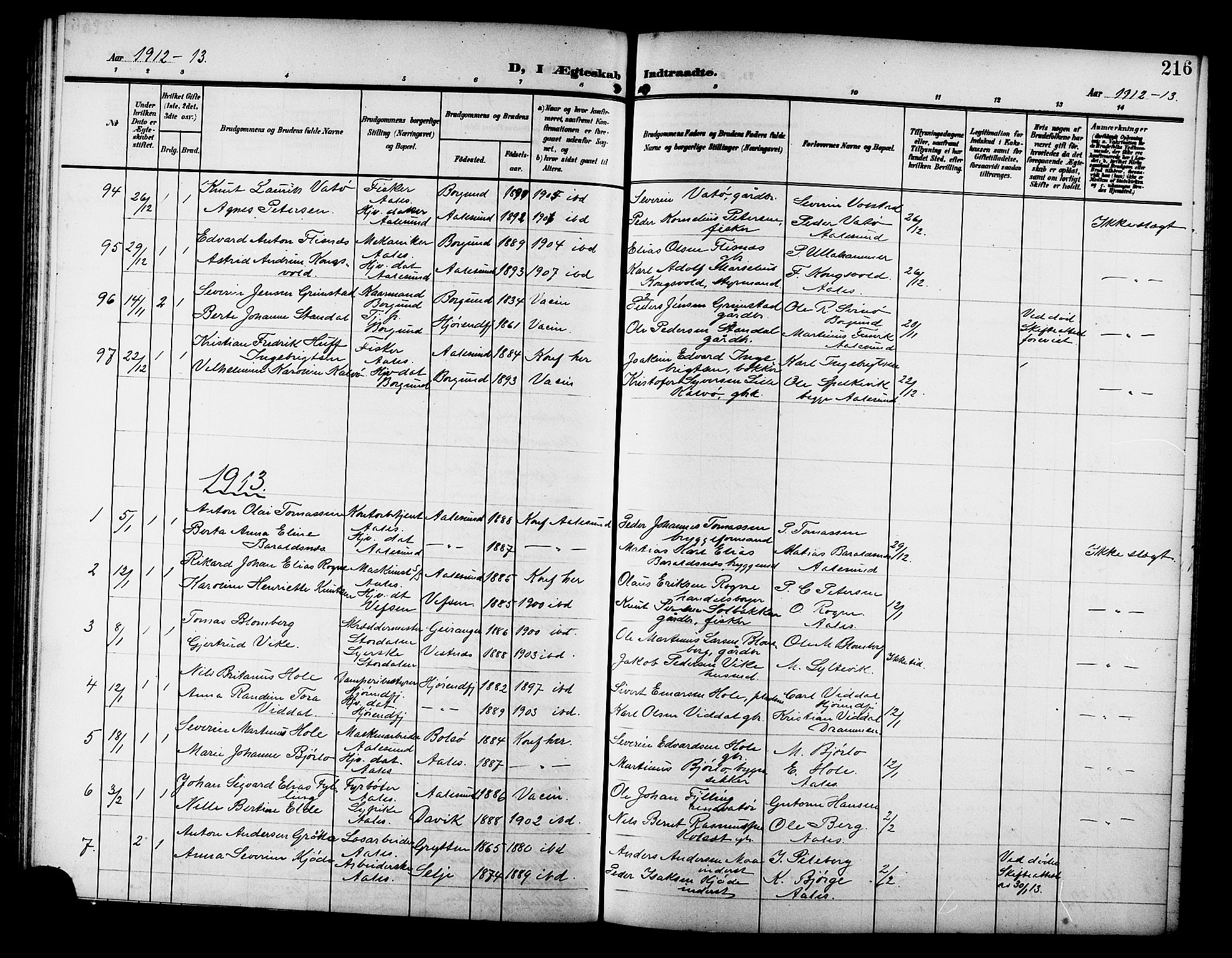 Ministerialprotokoller, klokkerbøker og fødselsregistre - Møre og Romsdal, AV/SAT-A-1454/529/L0470: Parish register (copy) no. 529C07, 1907-1917, p. 216