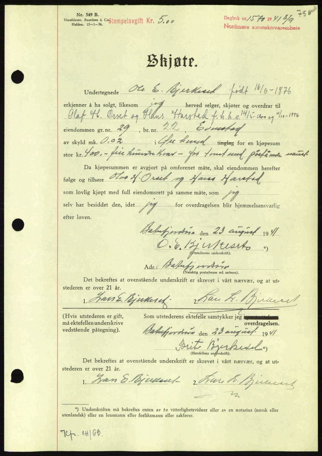 Nordmøre sorenskriveri, AV/SAT-A-4132/1/2/2Ca: Mortgage book no. A90, 1941-1941, Diary no: : 1571/1941