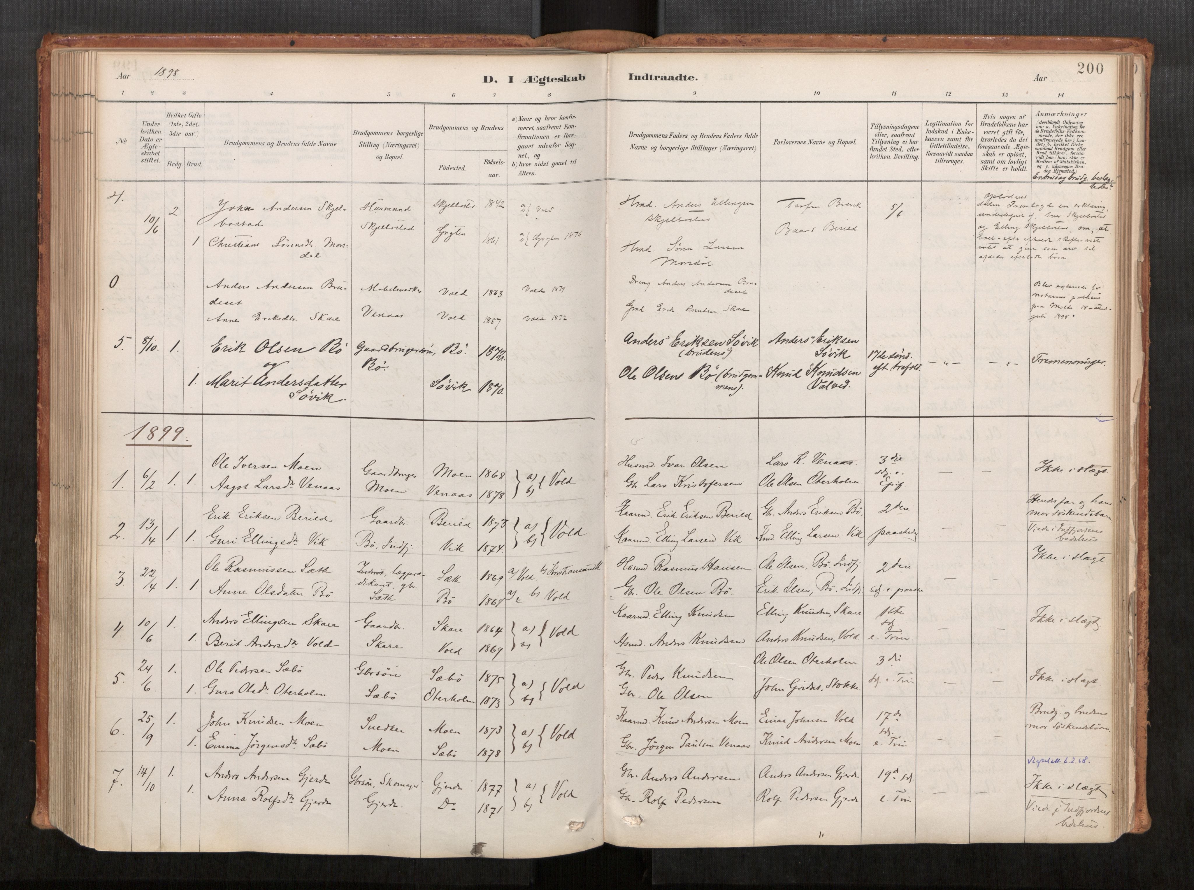 Ministerialprotokoller, klokkerbøker og fødselsregistre - Møre og Romsdal, SAT/A-1454/543/L0568: Parish register (official) no. 543A03, 1885-1915, p. 200