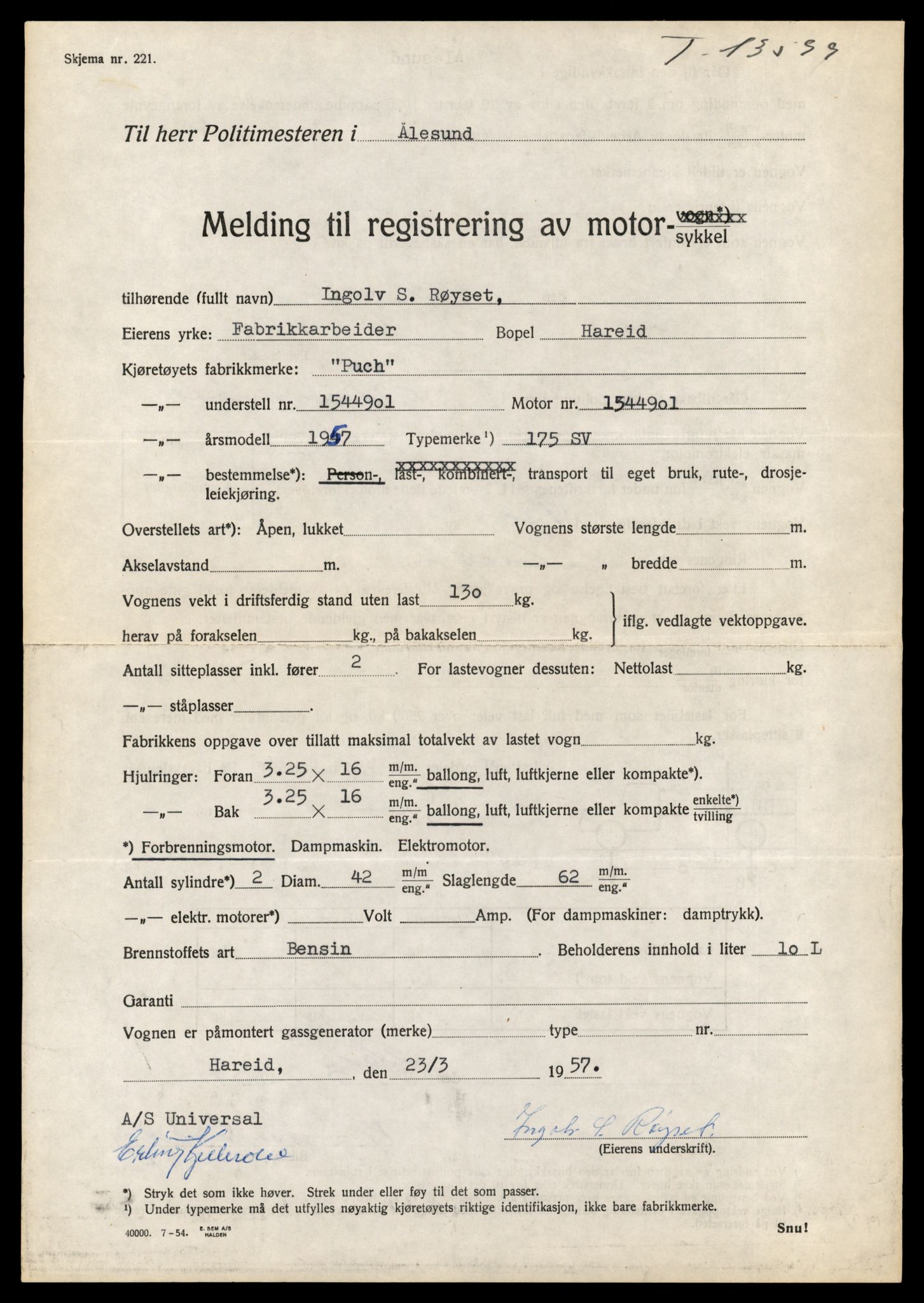 Møre og Romsdal vegkontor - Ålesund trafikkstasjon, AV/SAT-A-4099/F/Fe/L0040: Registreringskort for kjøretøy T 13531 - T 13709, 1927-1998, p. 1216