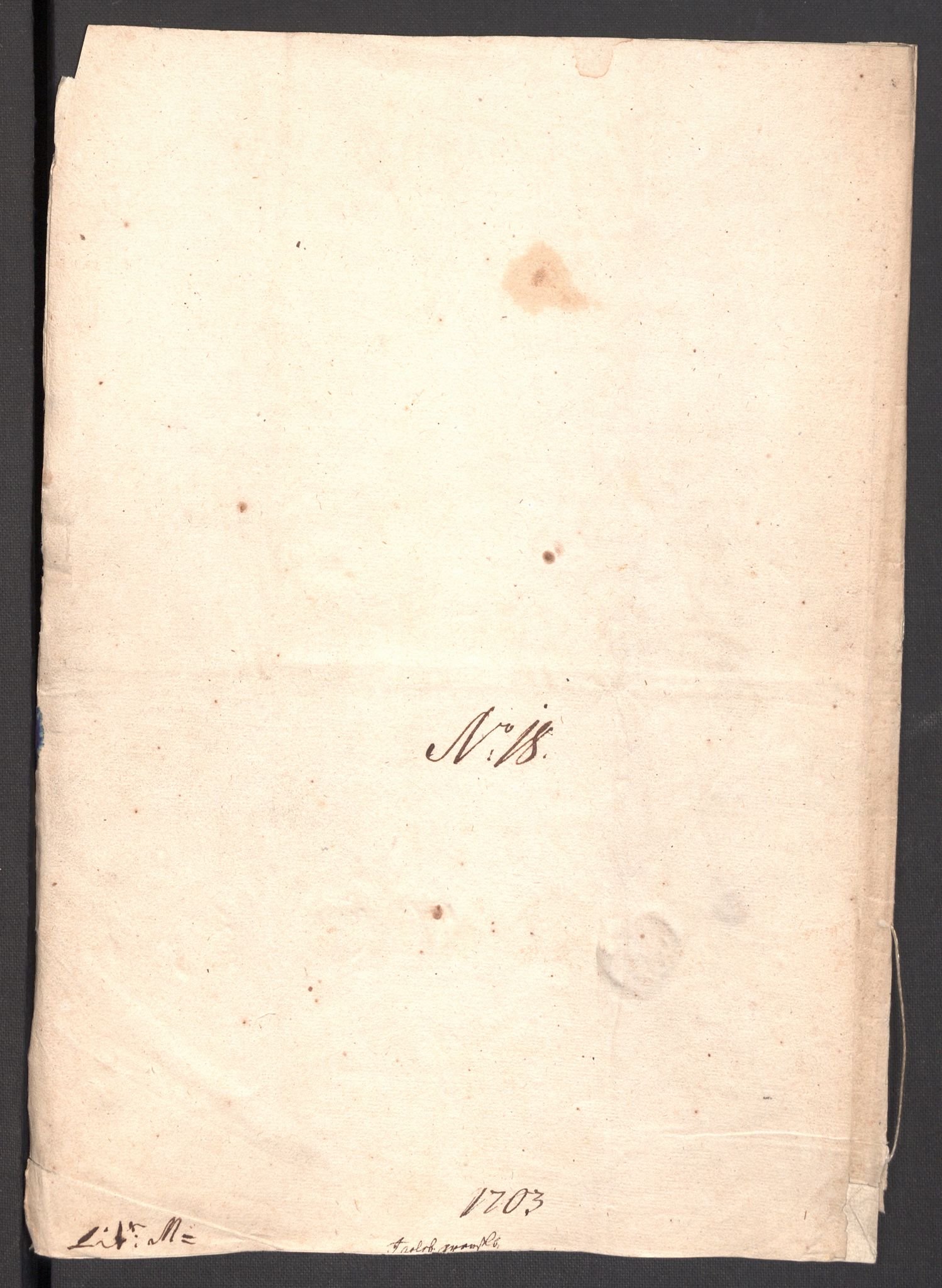 Rentekammeret inntil 1814, Reviderte regnskaper, Fogderegnskap, RA/EA-4092/R32/L1871: Fogderegnskap Jarlsberg grevskap, 1703-1705, p. 139