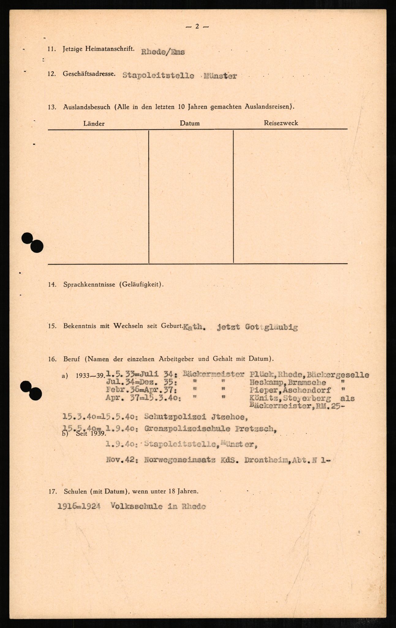 Forsvaret, Forsvarets overkommando II, AV/RA-RAFA-3915/D/Db/L0004: CI Questionaires. Tyske okkupasjonsstyrker i Norge. Tyskere., 1945-1946, p. 55