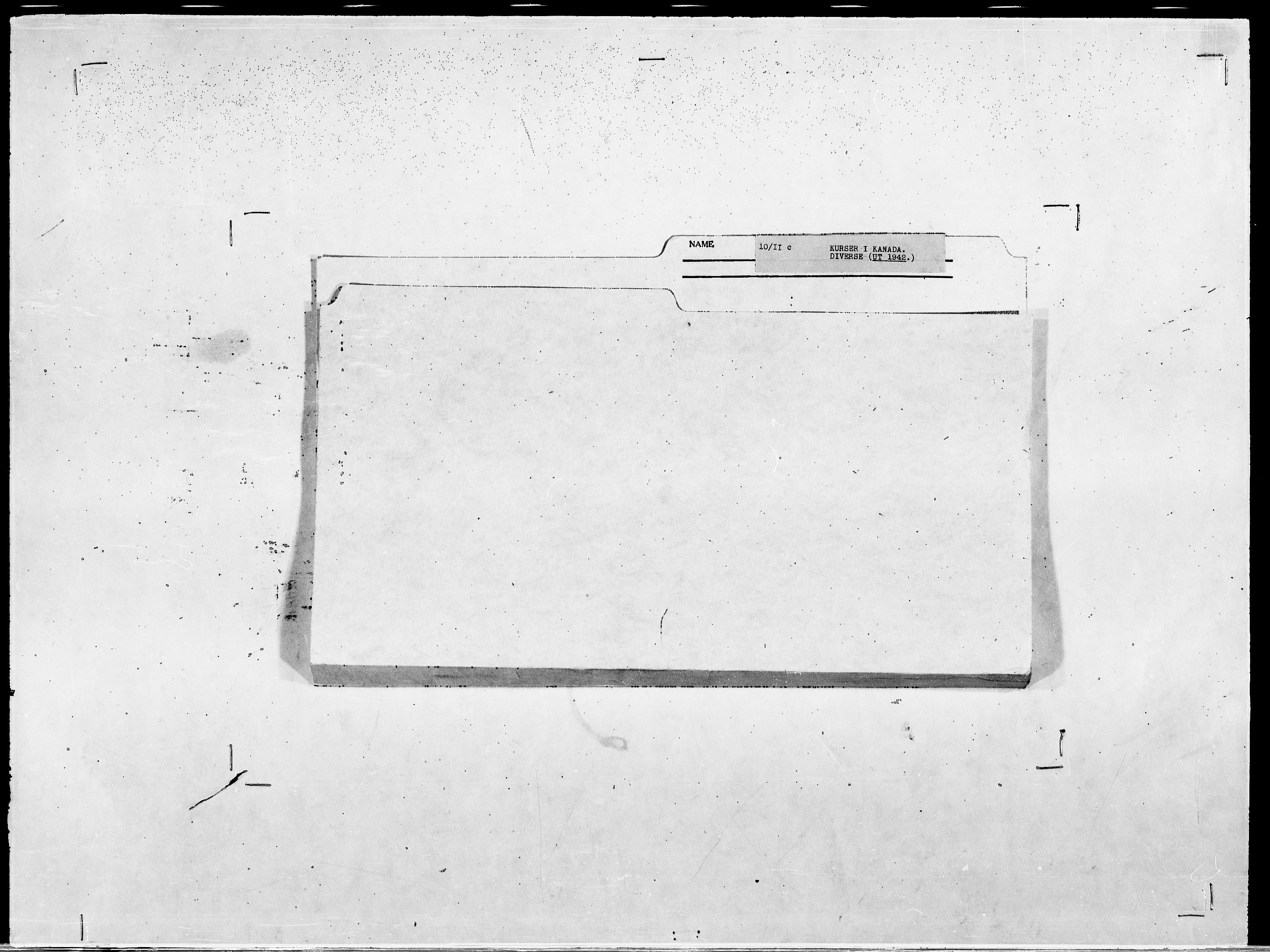 Forsvaret, Flyvåpnenes treningsleir 1940-1945, AV/RA-RAFA-3974/V/L0043: Ekspedisjonskontoret.
10.  Utdannelse, undervisning., 1940-1945