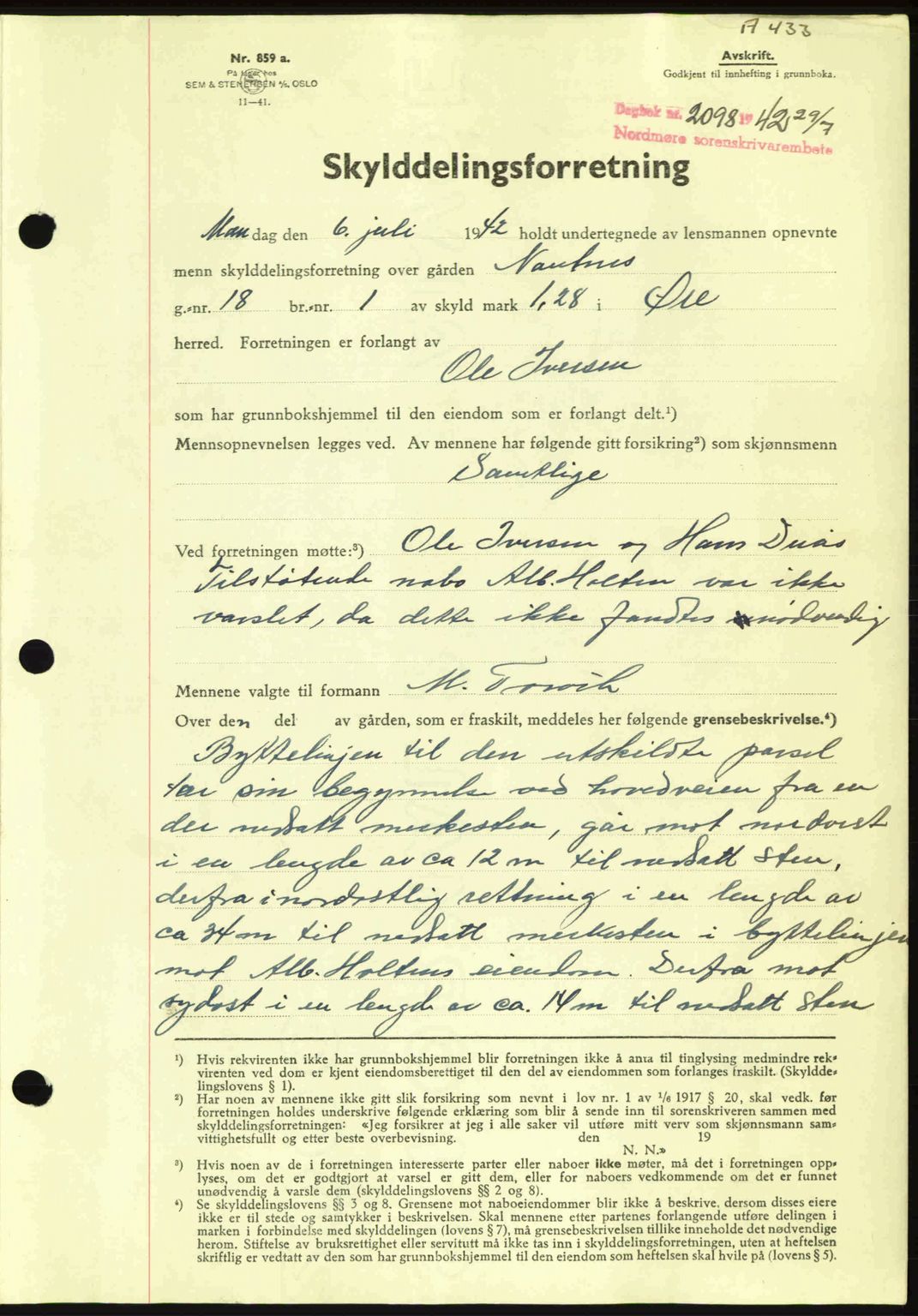 Nordmøre sorenskriveri, AV/SAT-A-4132/1/2/2Ca: Mortgage book no. A93, 1942-1942, Diary no: : 2098/1942