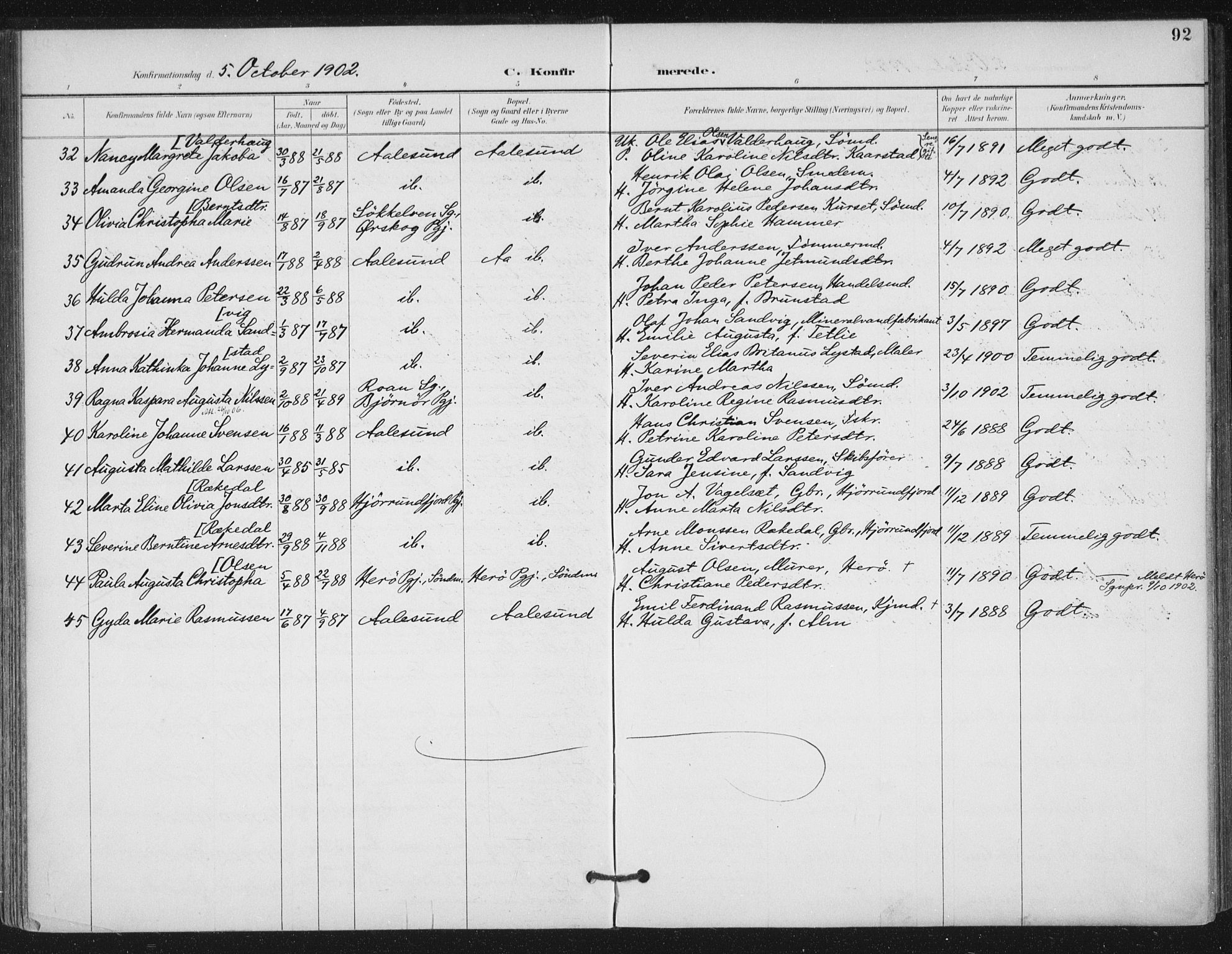 Ministerialprotokoller, klokkerbøker og fødselsregistre - Møre og Romsdal, AV/SAT-A-1454/529/L0457: Parish register (official) no. 529A07, 1894-1903, p. 92