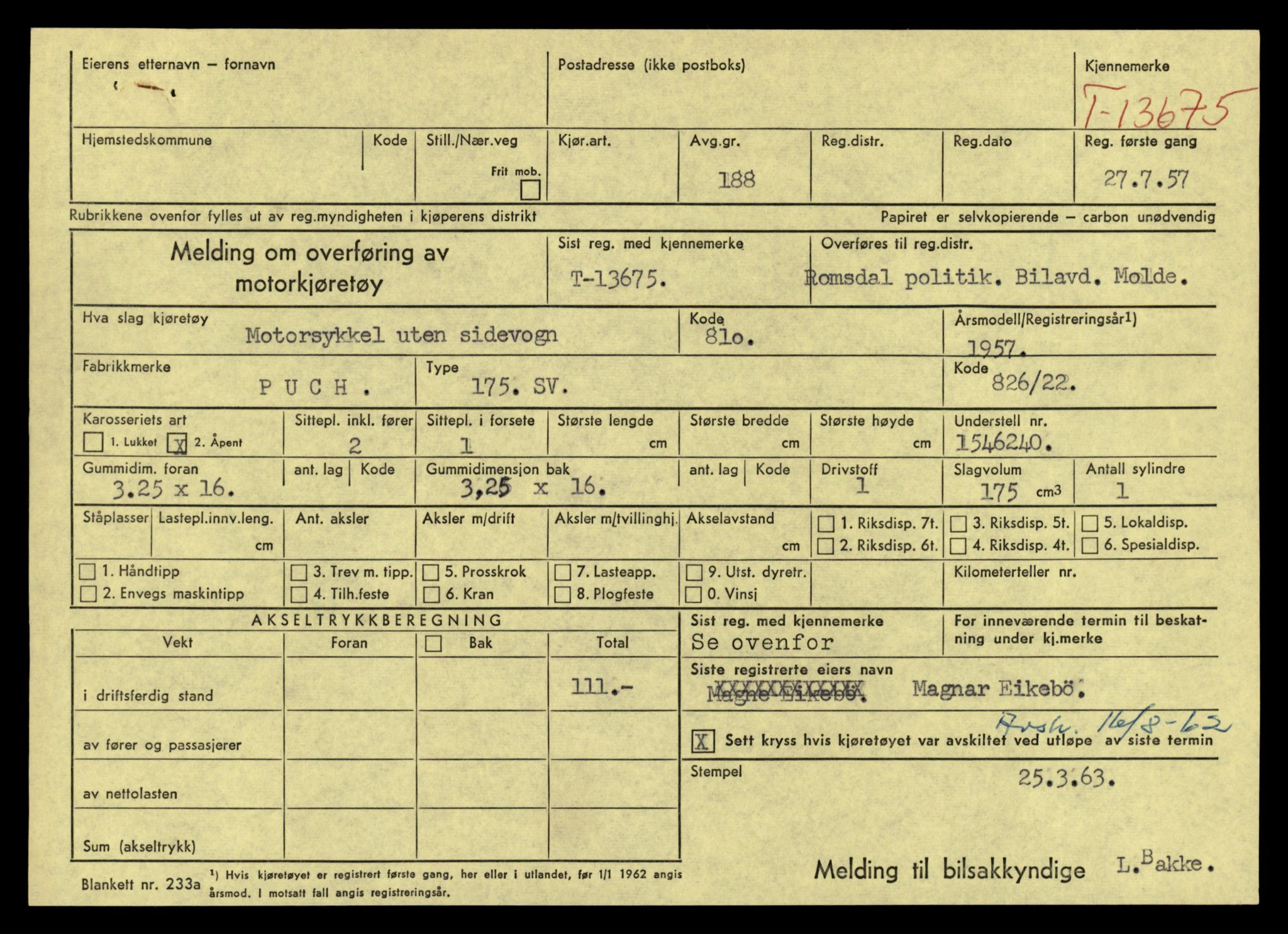 Møre og Romsdal vegkontor - Ålesund trafikkstasjon, AV/SAT-A-4099/F/Fe/L0040: Registreringskort for kjøretøy T 13531 - T 13709, 1927-1998, p. 2455