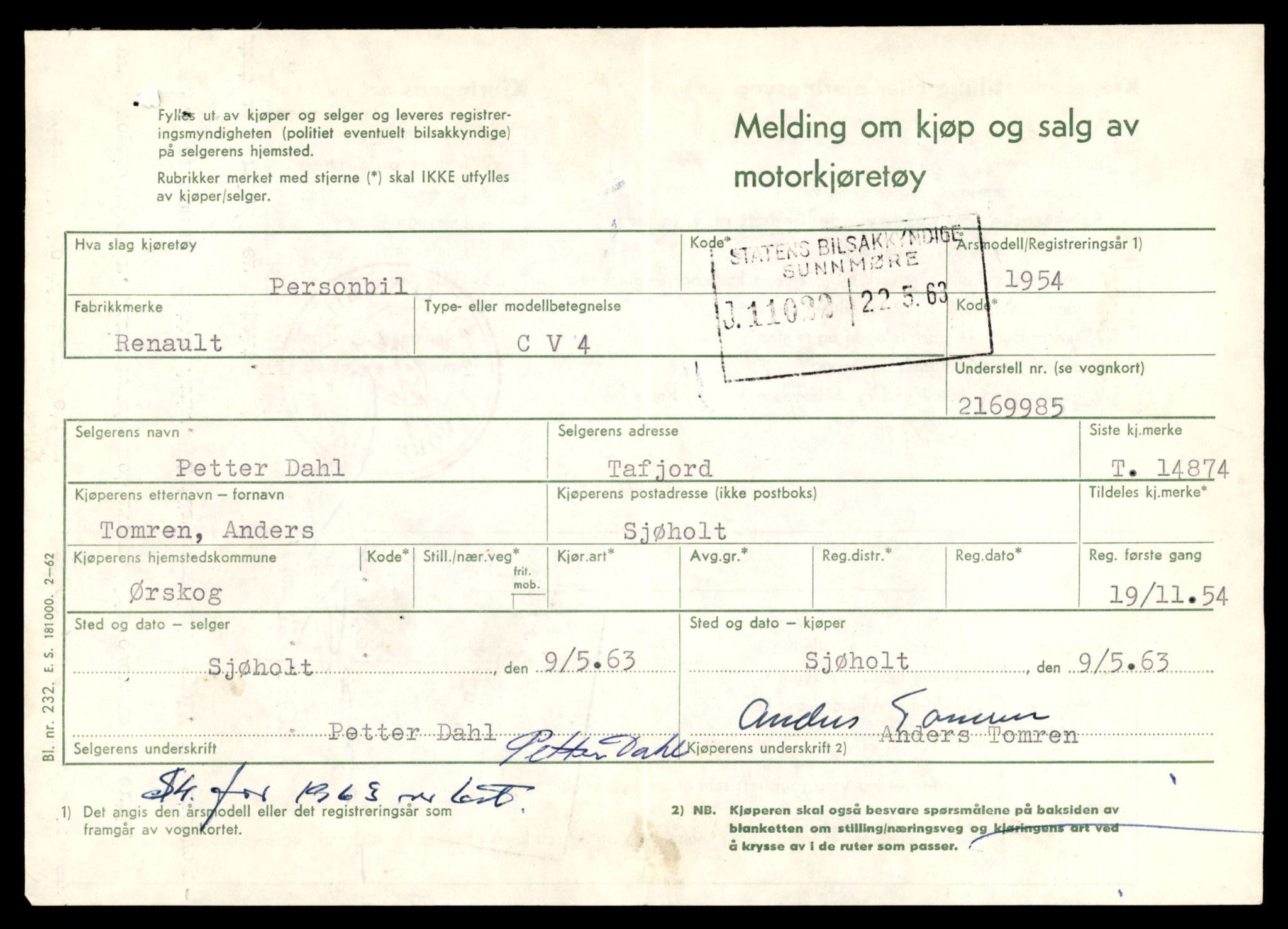 Møre og Romsdal vegkontor - Ålesund trafikkstasjon, AV/SAT-A-4099/F/Fe/L0049: Registreringskort for kjøretøy T 14864 - T 18613, 1927-1998, p. 261