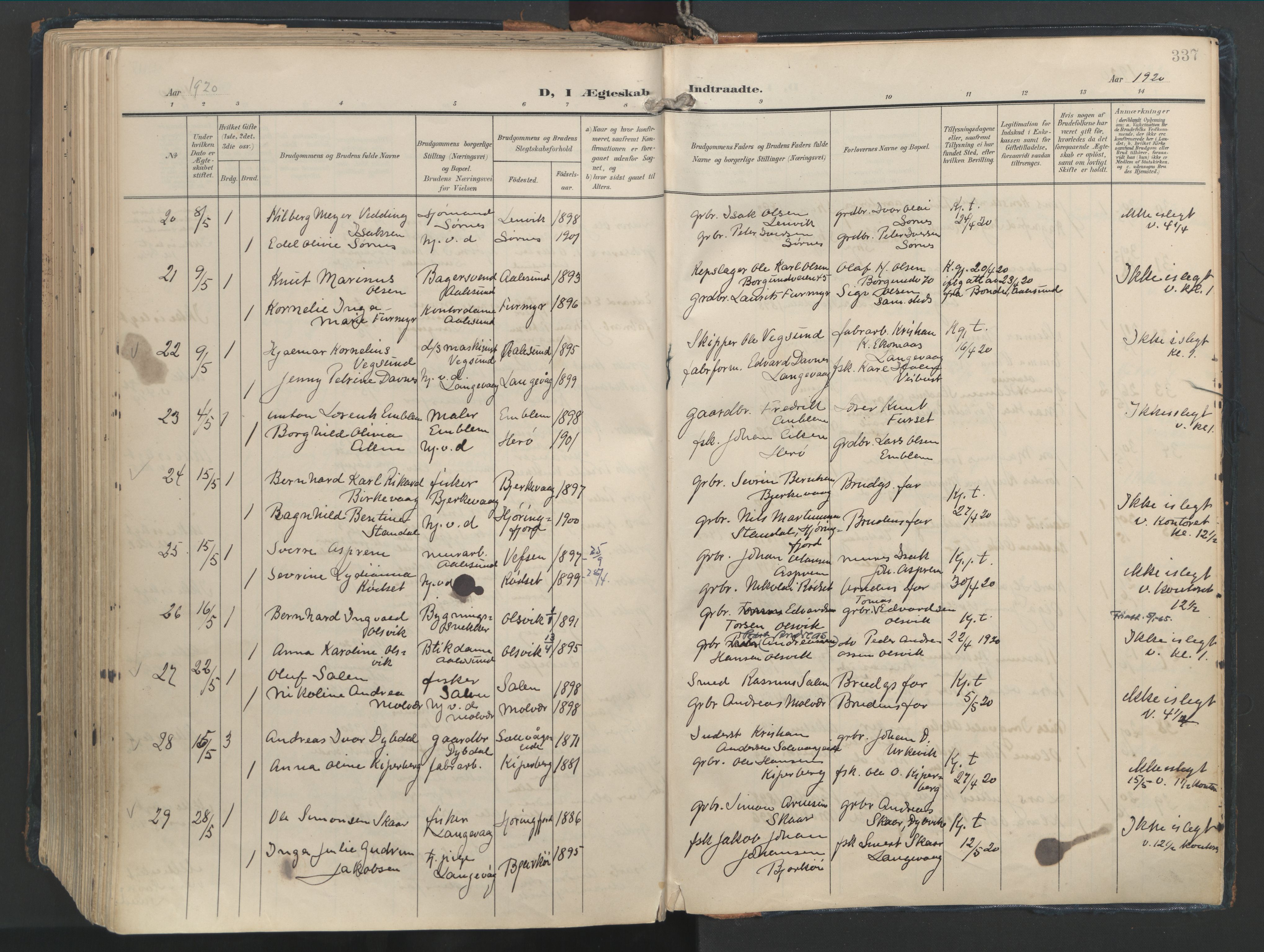 Ministerialprotokoller, klokkerbøker og fødselsregistre - Møre og Romsdal, AV/SAT-A-1454/528/L0411: Parish register (official) no. 528A20, 1907-1920, p. 337