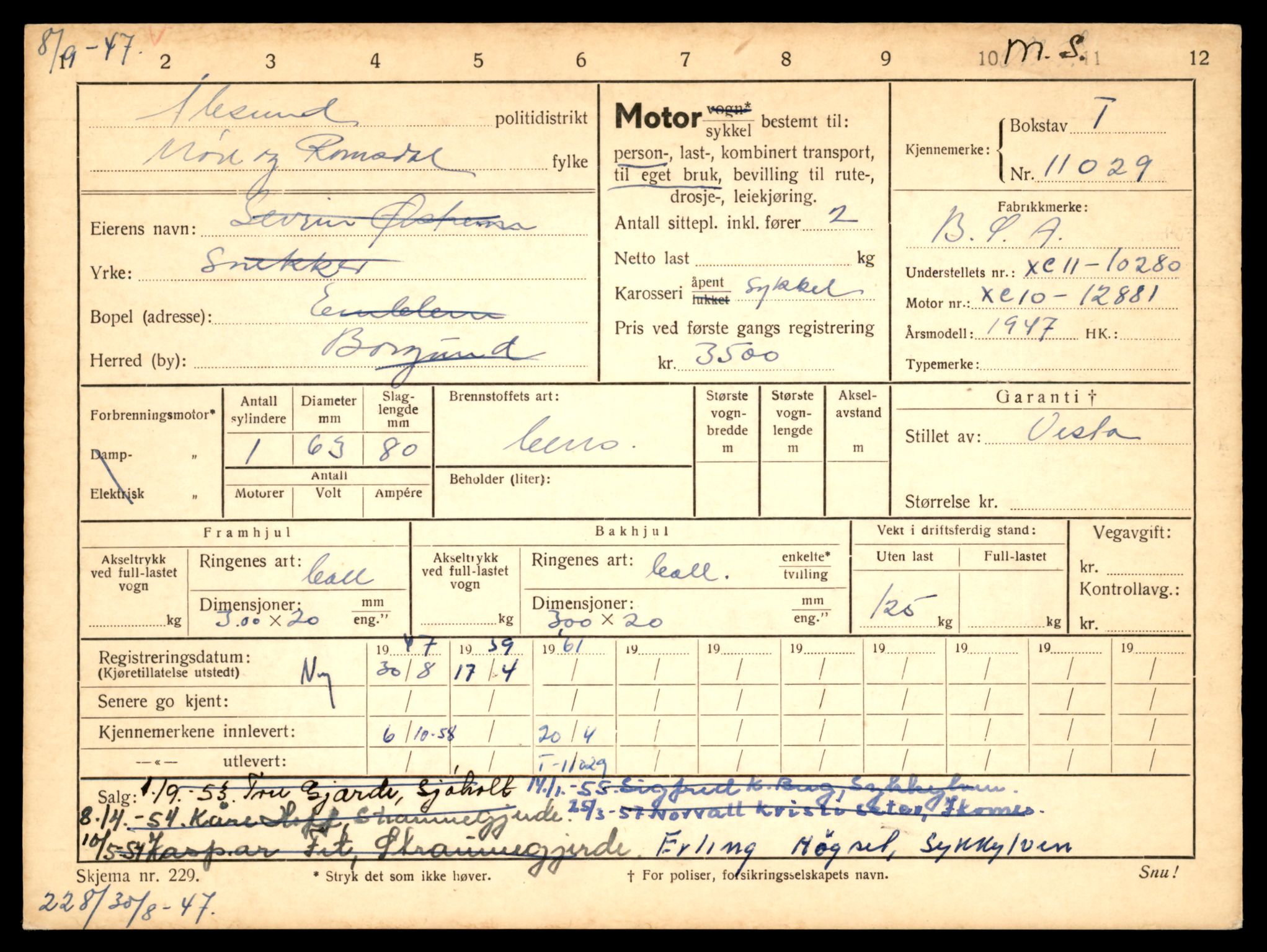 Møre og Romsdal vegkontor - Ålesund trafikkstasjon, AV/SAT-A-4099/F/Fe/L0025: Registreringskort for kjøretøy T 10931 - T 11045, 1927-1998, p. 2648