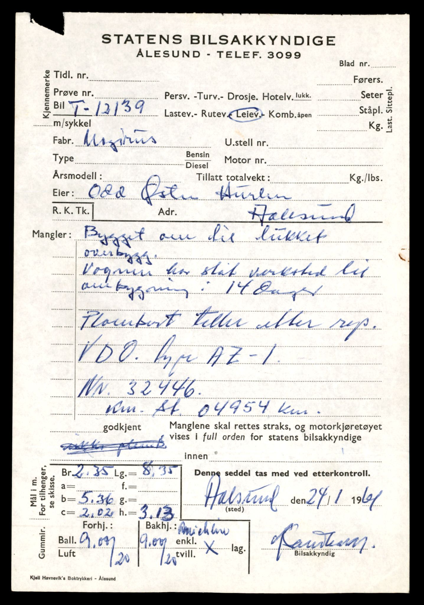 Møre og Romsdal vegkontor - Ålesund trafikkstasjon, AV/SAT-A-4099/F/Fe/L0032: Registreringskort for kjøretøy T 11997 - T 12149, 1927-1998, p. 3527