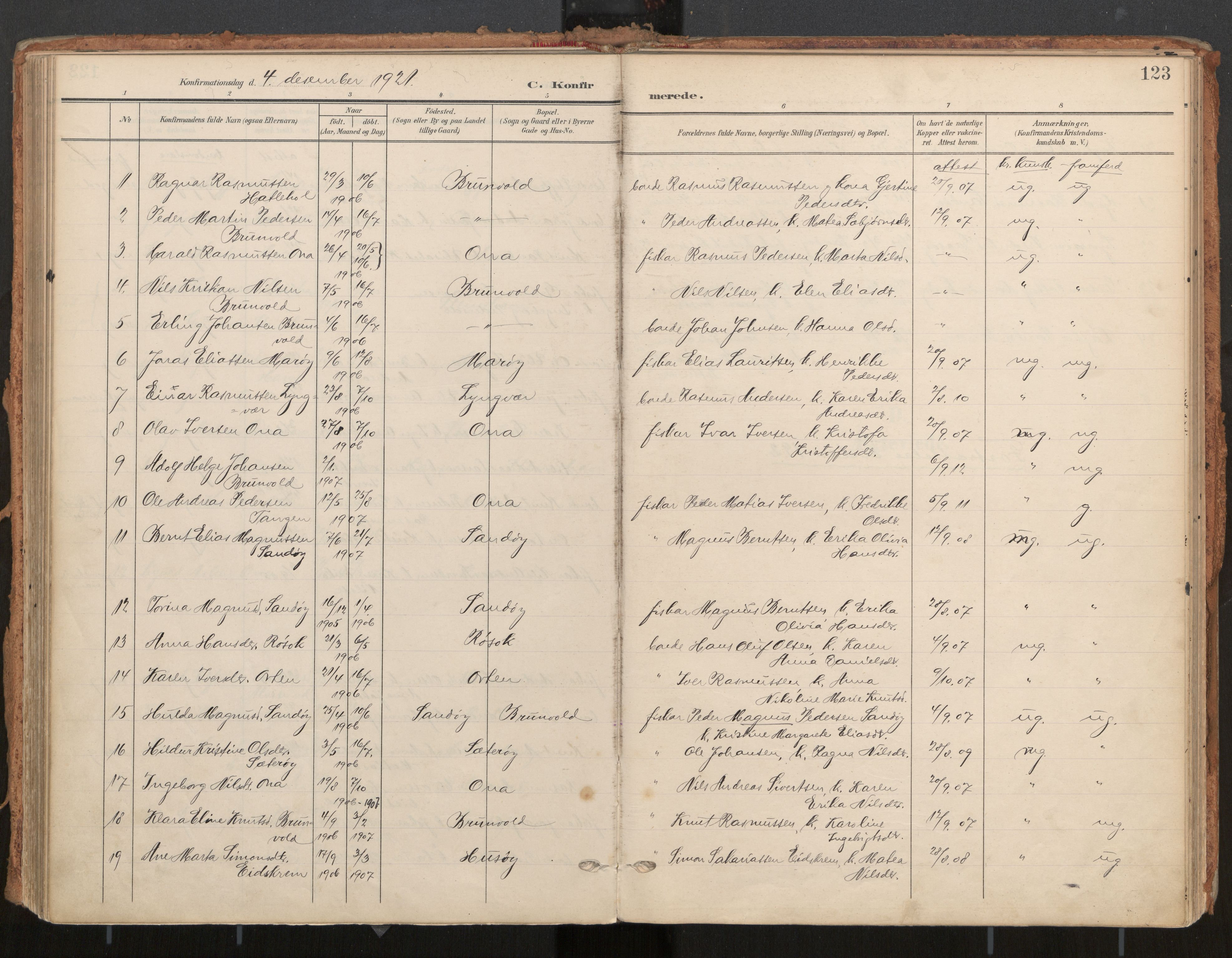 Ministerialprotokoller, klokkerbøker og fødselsregistre - Møre og Romsdal, AV/SAT-A-1454/561/L0730: Parish register (official) no. 561A04, 1901-1929, p. 123