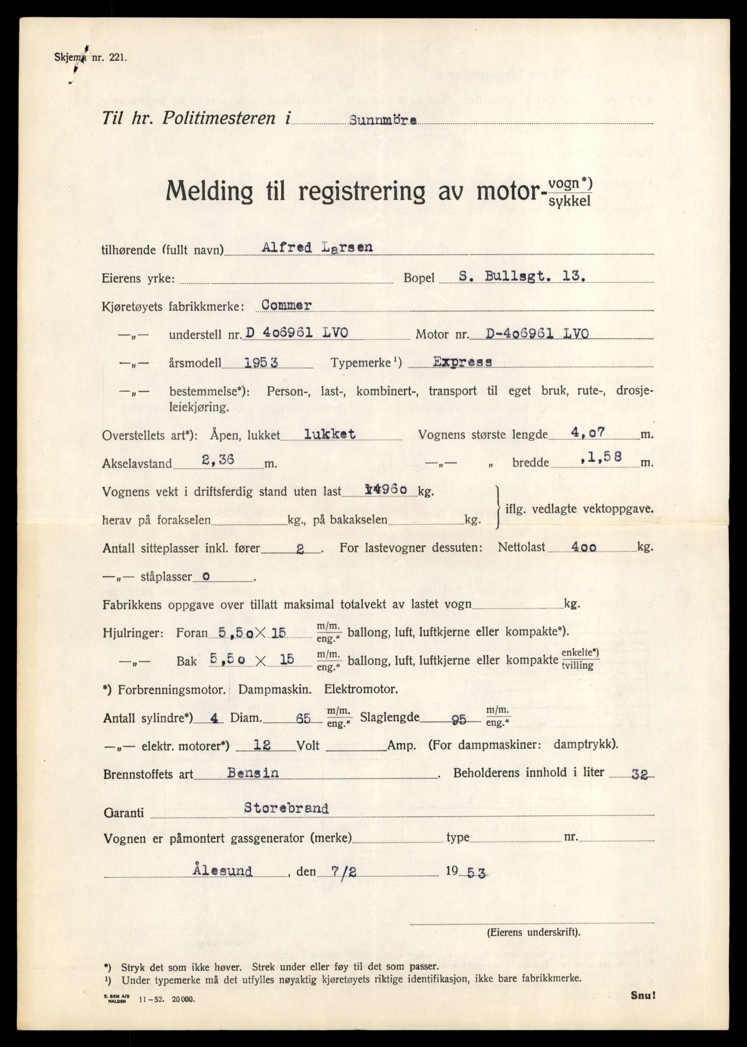 Møre og Romsdal vegkontor - Ålesund trafikkstasjon, AV/SAT-A-4099/F/Fe/L0034: Registreringskort for kjøretøy T 12500 - T 12652, 1927-1998, p. 55