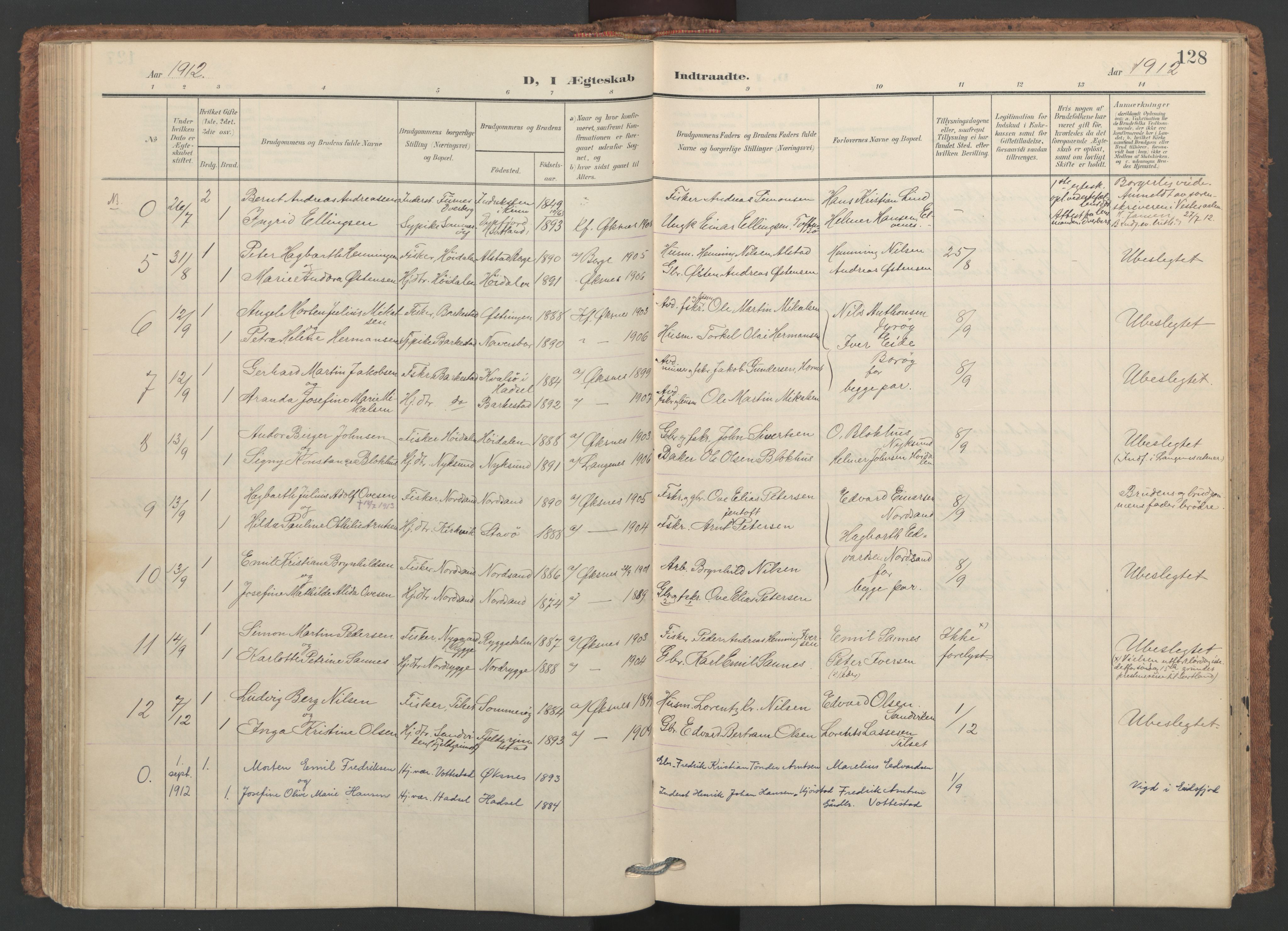 Ministerialprotokoller, klokkerbøker og fødselsregistre - Nordland, SAT/A-1459/893/L1339: Parish register (official) no. 893A11, 1904-1914, p. 128