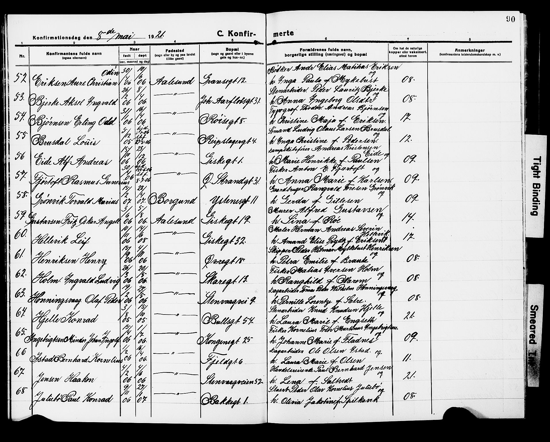 Ministerialprotokoller, klokkerbøker og fødselsregistre - Møre og Romsdal, AV/SAT-A-1454/529/L0472: Parish register (copy) no. 529C09, 1917-1929, p. 90