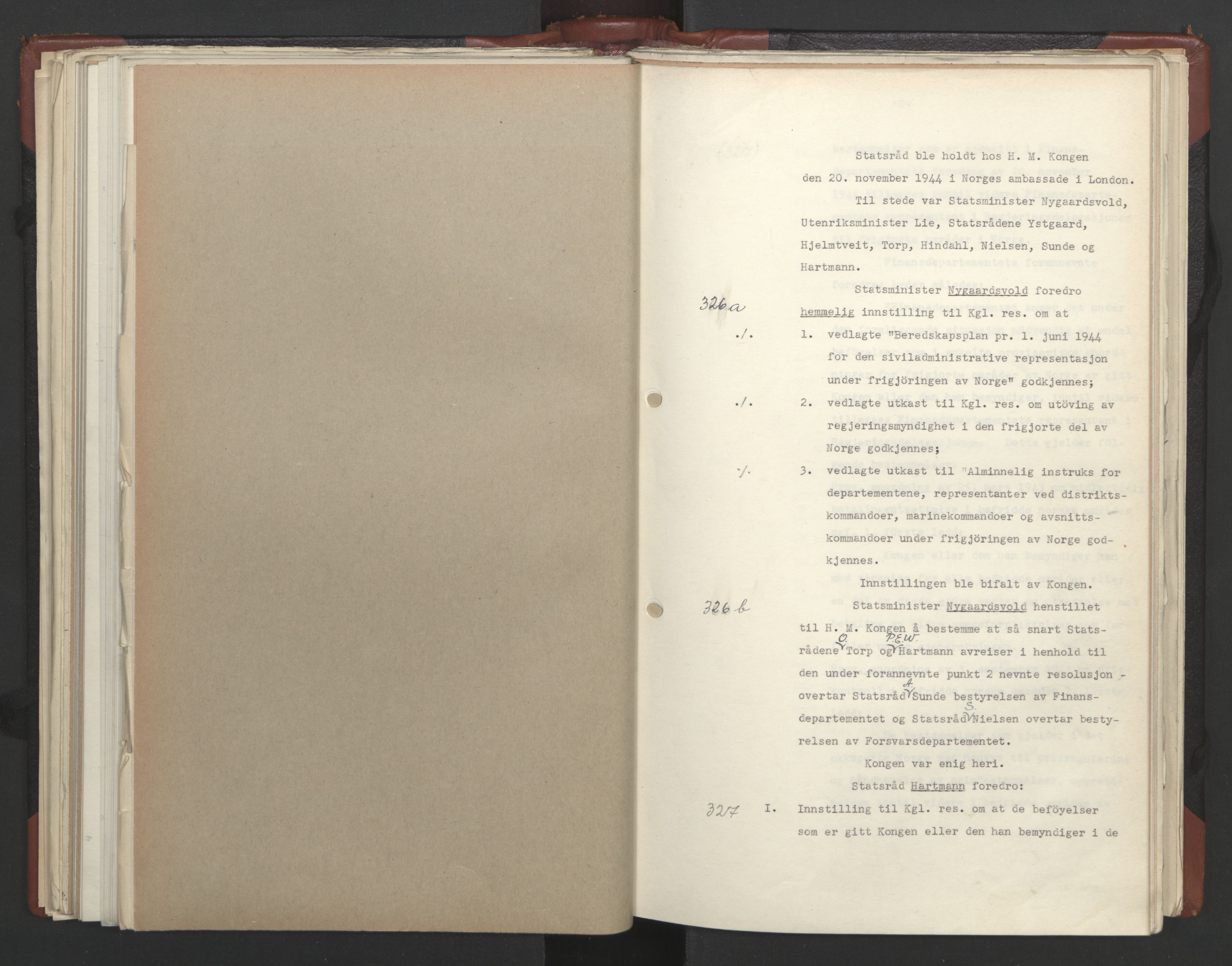 Statsrådssekretariatet, RA/S-1001/A/Ac/L0125: Kgl. res. 21/7-15/12, 1944, p. 156