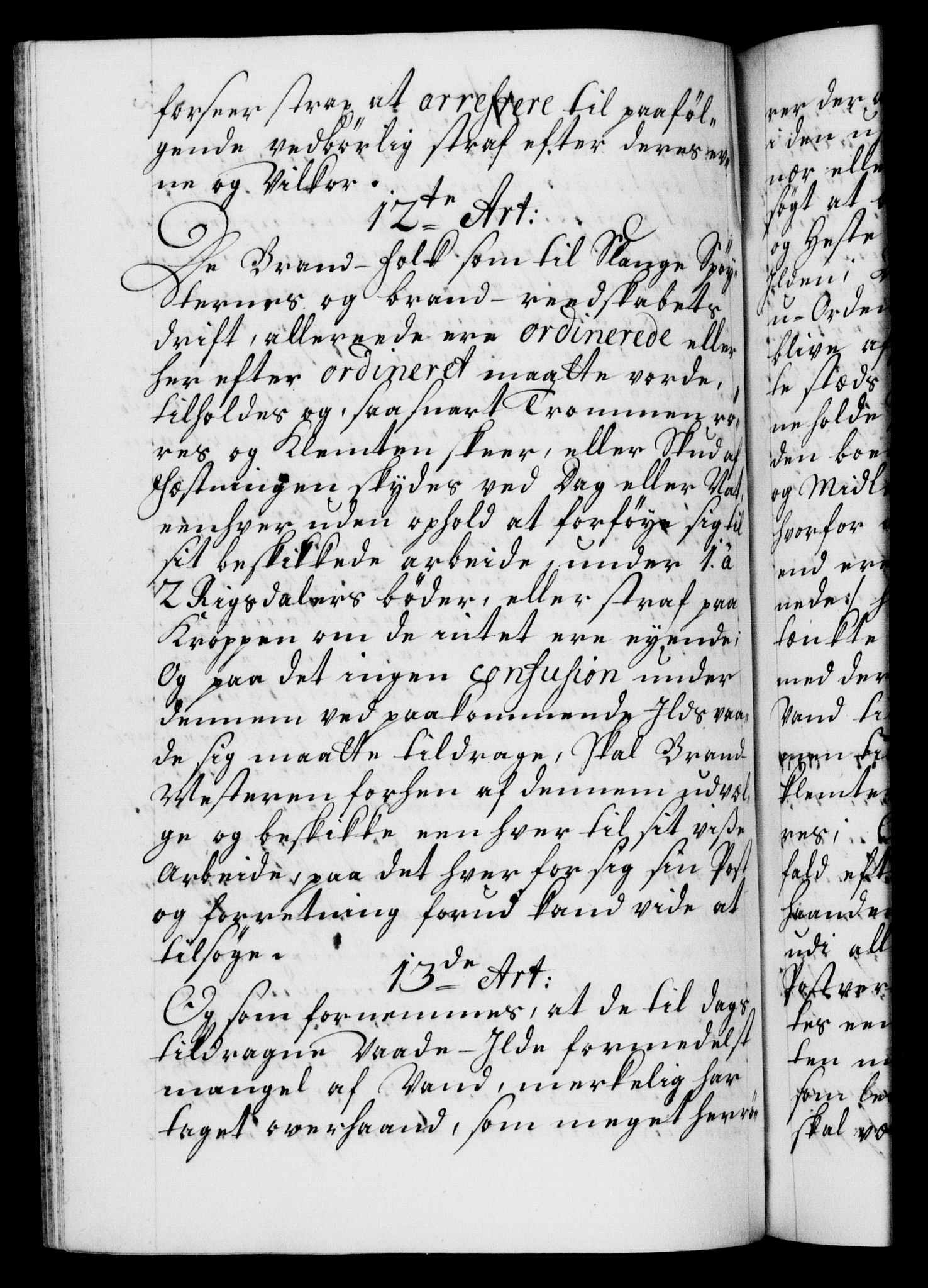 Danske Kanselli 1572-1799, AV/RA-EA-3023/F/Fc/Fca/Fcaa/L0021: Norske registre, 1712-1715, p. 242b