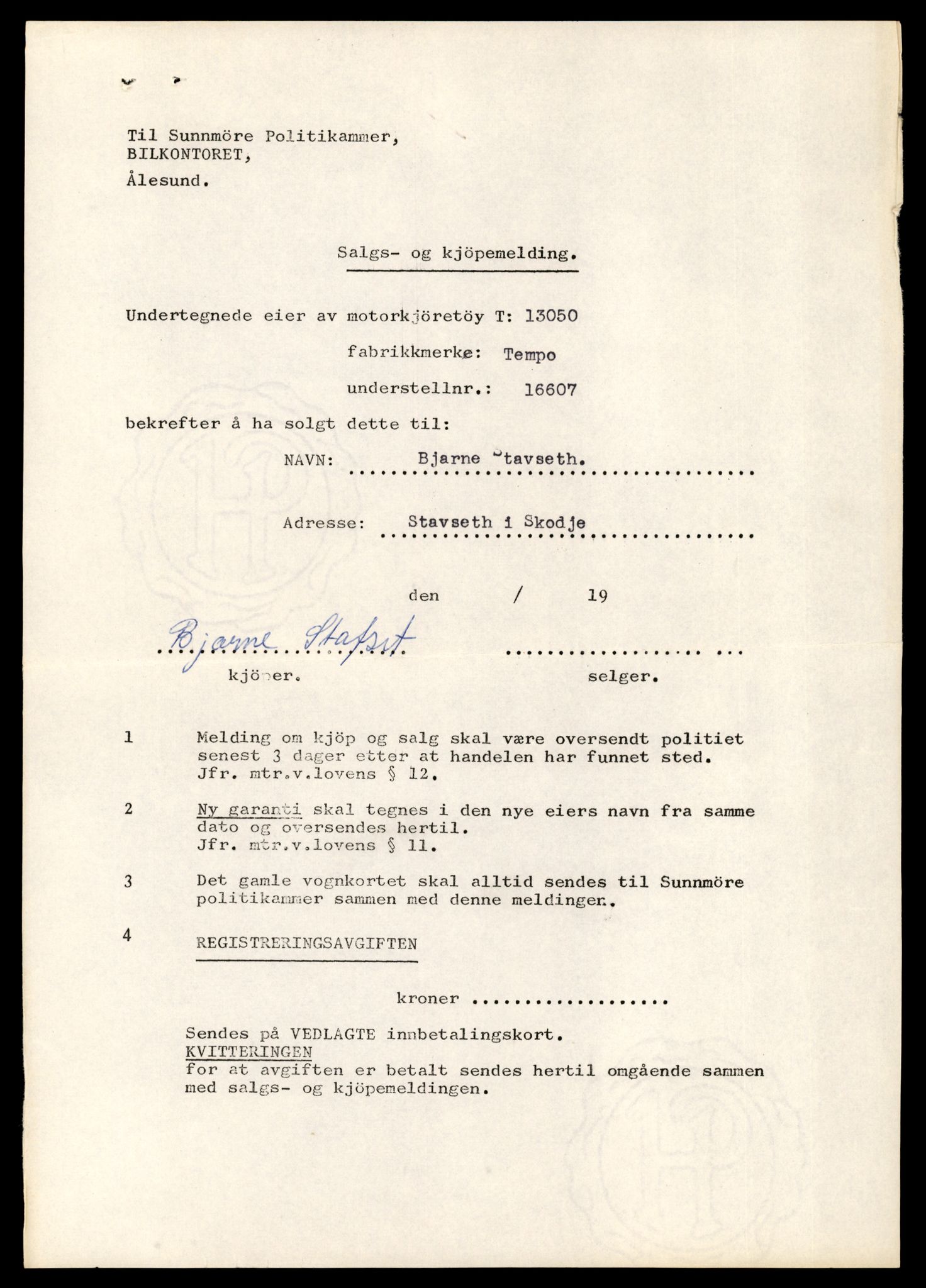 Møre og Romsdal vegkontor - Ålesund trafikkstasjon, AV/SAT-A-4099/F/Fe/L0037: Registreringskort for kjøretøy T 13031 - T 13179, 1927-1998, p. 439