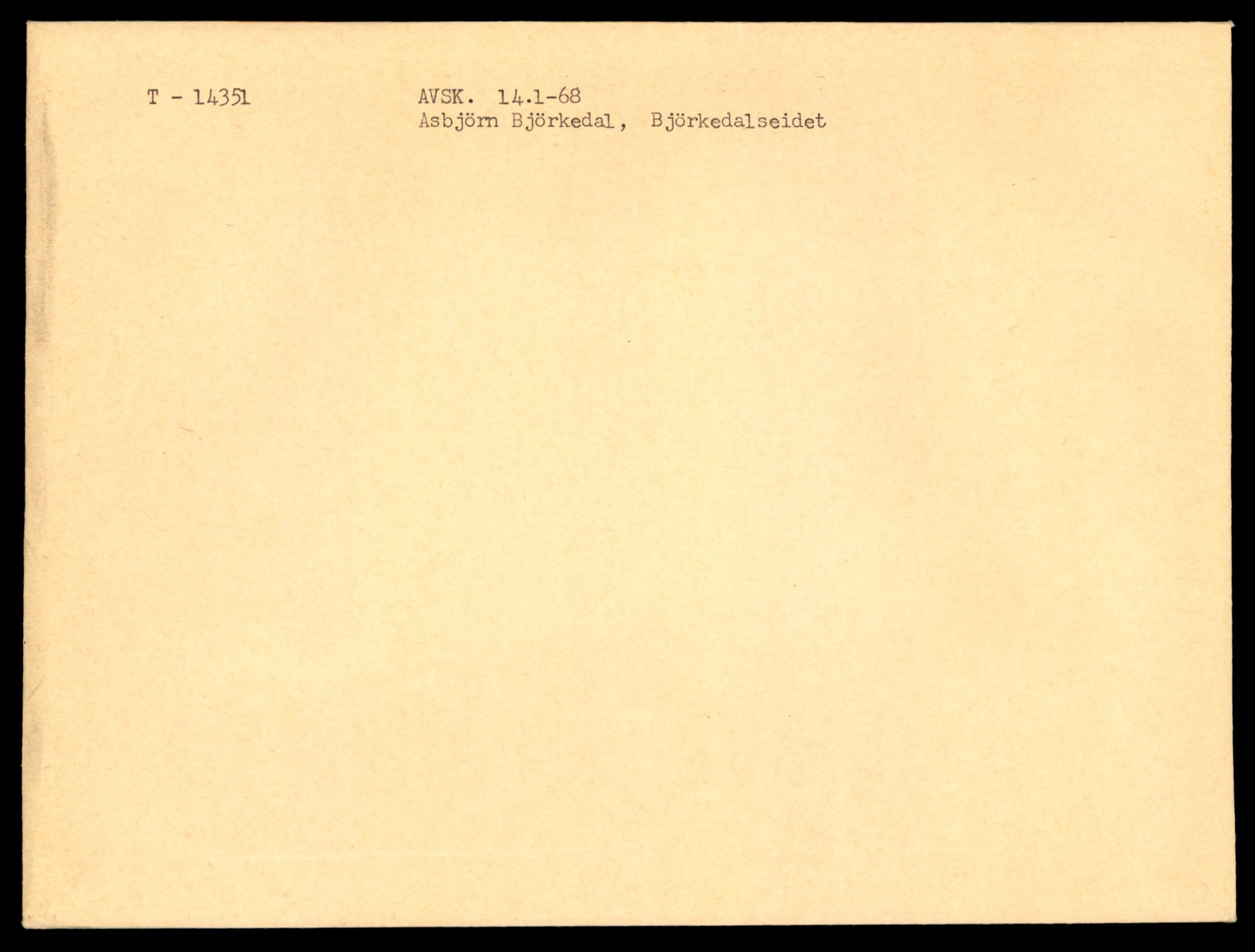 Møre og Romsdal vegkontor - Ålesund trafikkstasjon, AV/SAT-A-4099/F/Fe/L0045: Registreringskort for kjøretøy T 14320 - T 14444, 1927-1998, p. 805