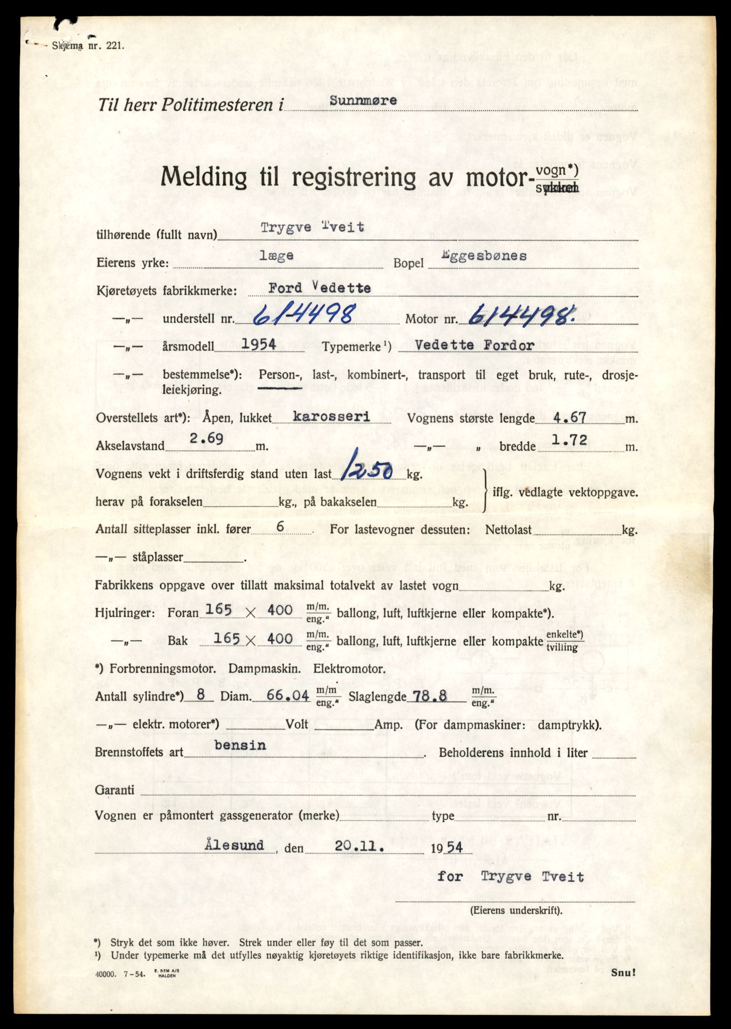 Møre og Romsdal vegkontor - Ålesund trafikkstasjon, SAT/A-4099/F/Fe/L0047: Registreringskort for kjøretøy T 14580 - T 14720, 1927-1998, p. 2849