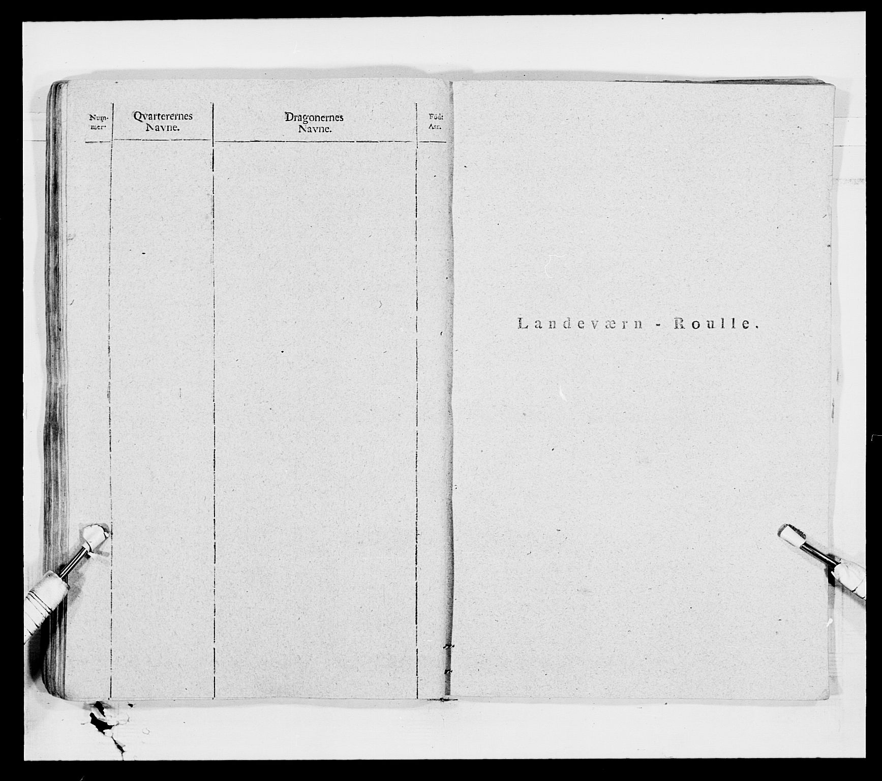 Generalitets- og kommissariatskollegiet, Det kongelige norske kommissariatskollegium, AV/RA-EA-5420/E/Eh/L0008: Akershusiske dragonregiment, 1807-1813, p. 399