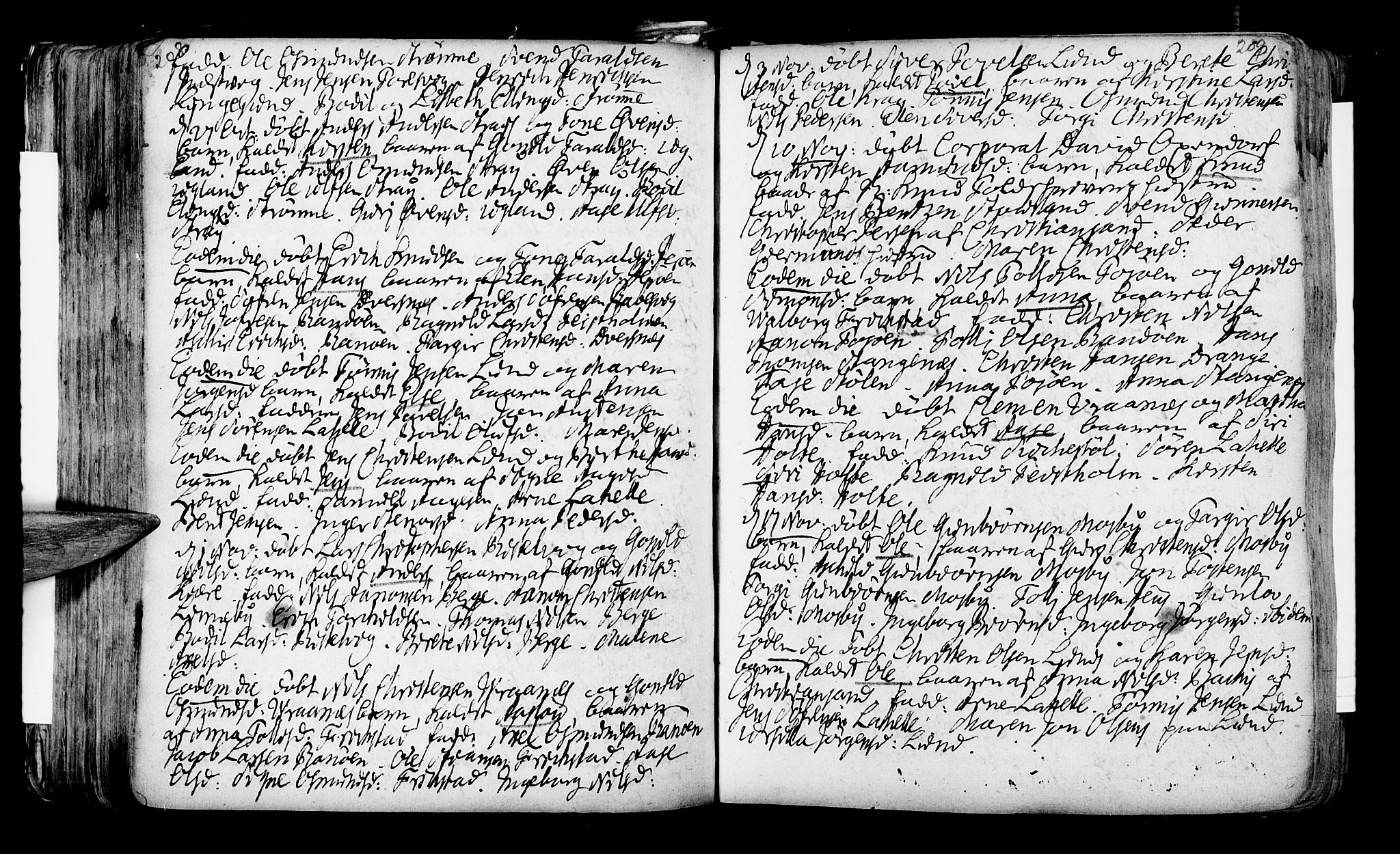 Oddernes sokneprestkontor, SAK/1111-0033/F/Fa/Faa/L0002: Parish register (official) no. A 2, 1719-1764, p. 208-209