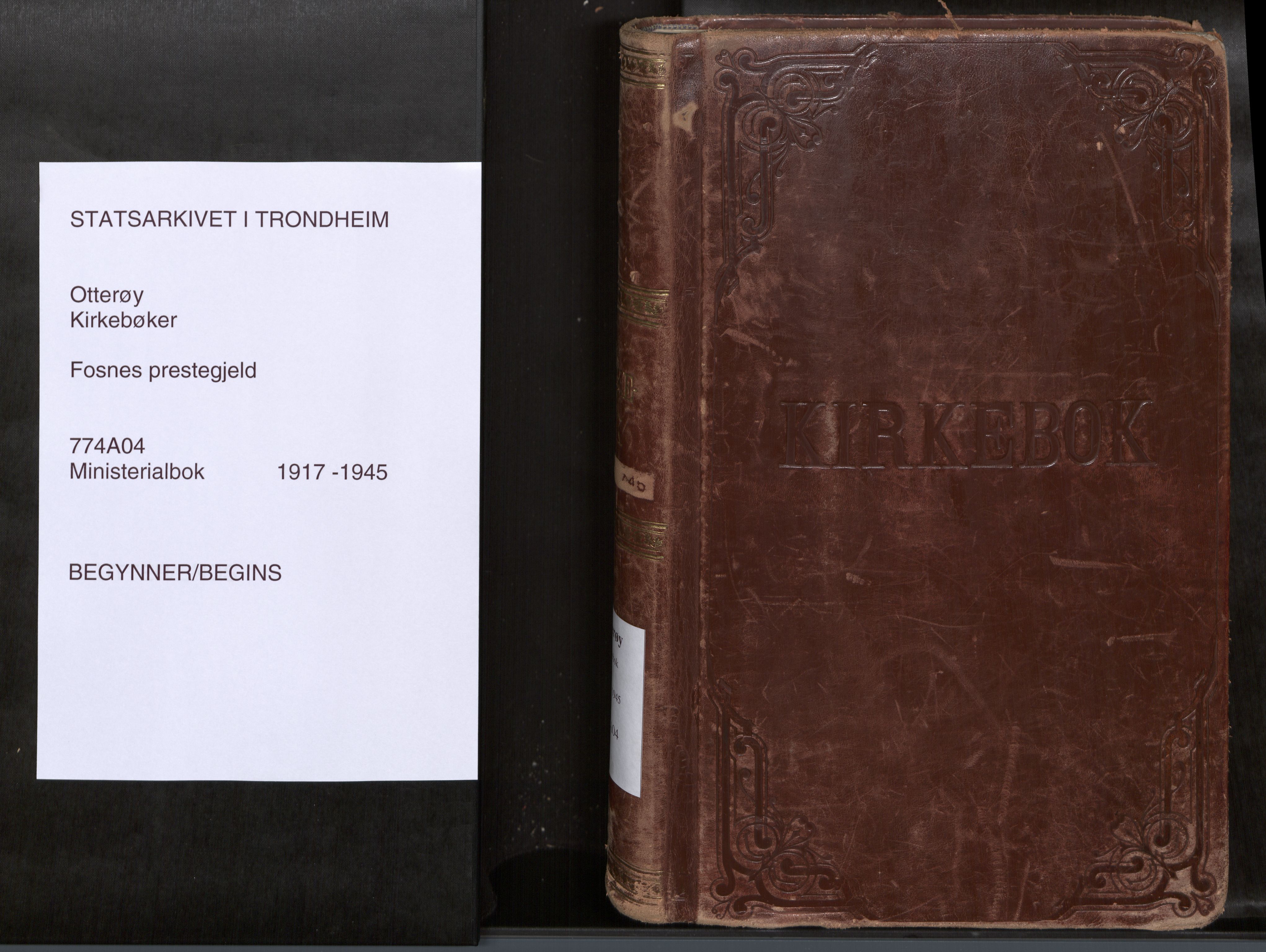 Ministerialprotokoller, klokkerbøker og fødselsregistre - Nord-Trøndelag, SAT/A-1458/774/L0629a: Parish register (official) no. 774A04, 1927-1945