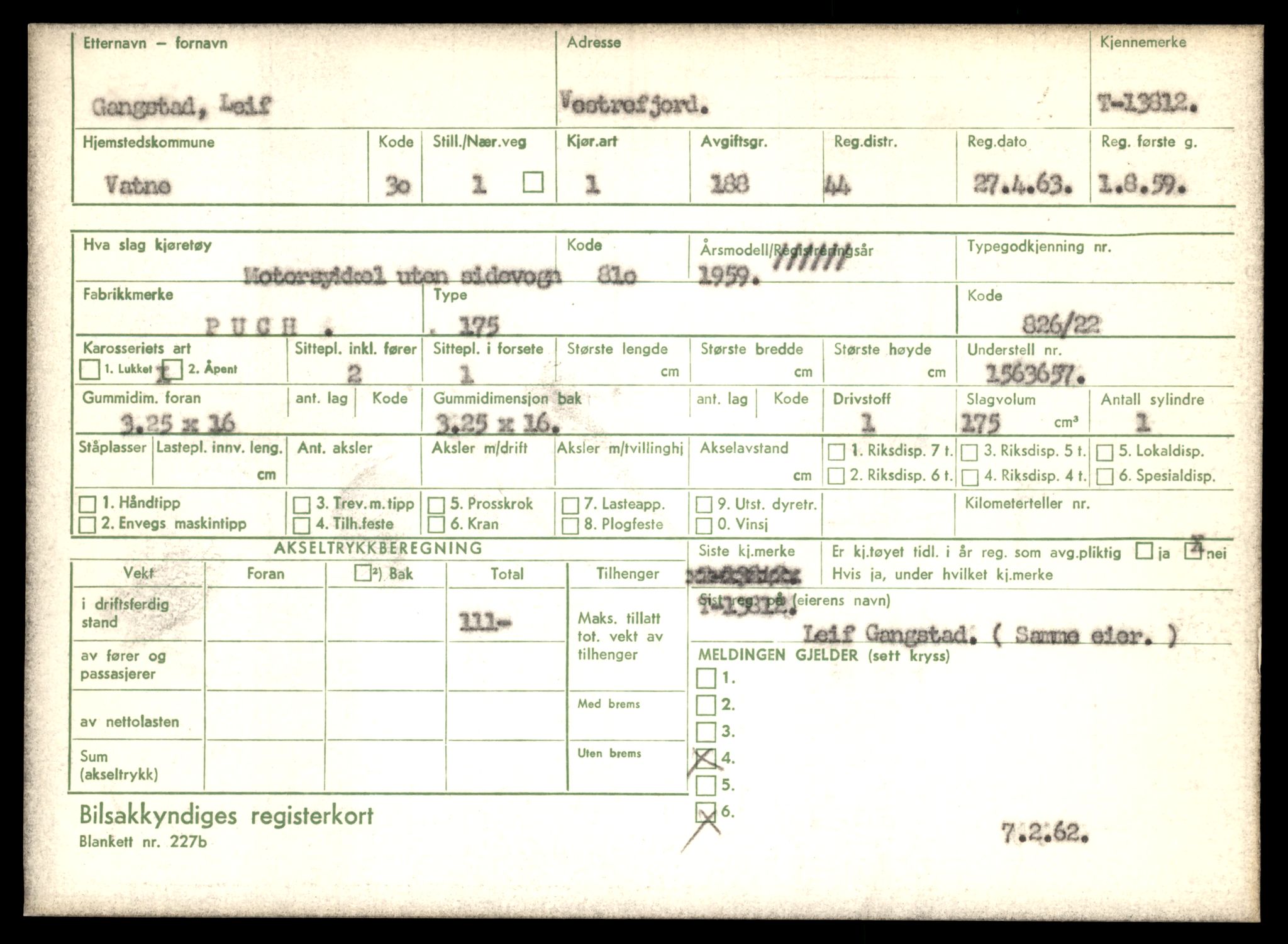 Møre og Romsdal vegkontor - Ålesund trafikkstasjon, AV/SAT-A-4099/F/Fe/L0041: Registreringskort for kjøretøy T 13710 - T 13905, 1927-1998, p. 1805