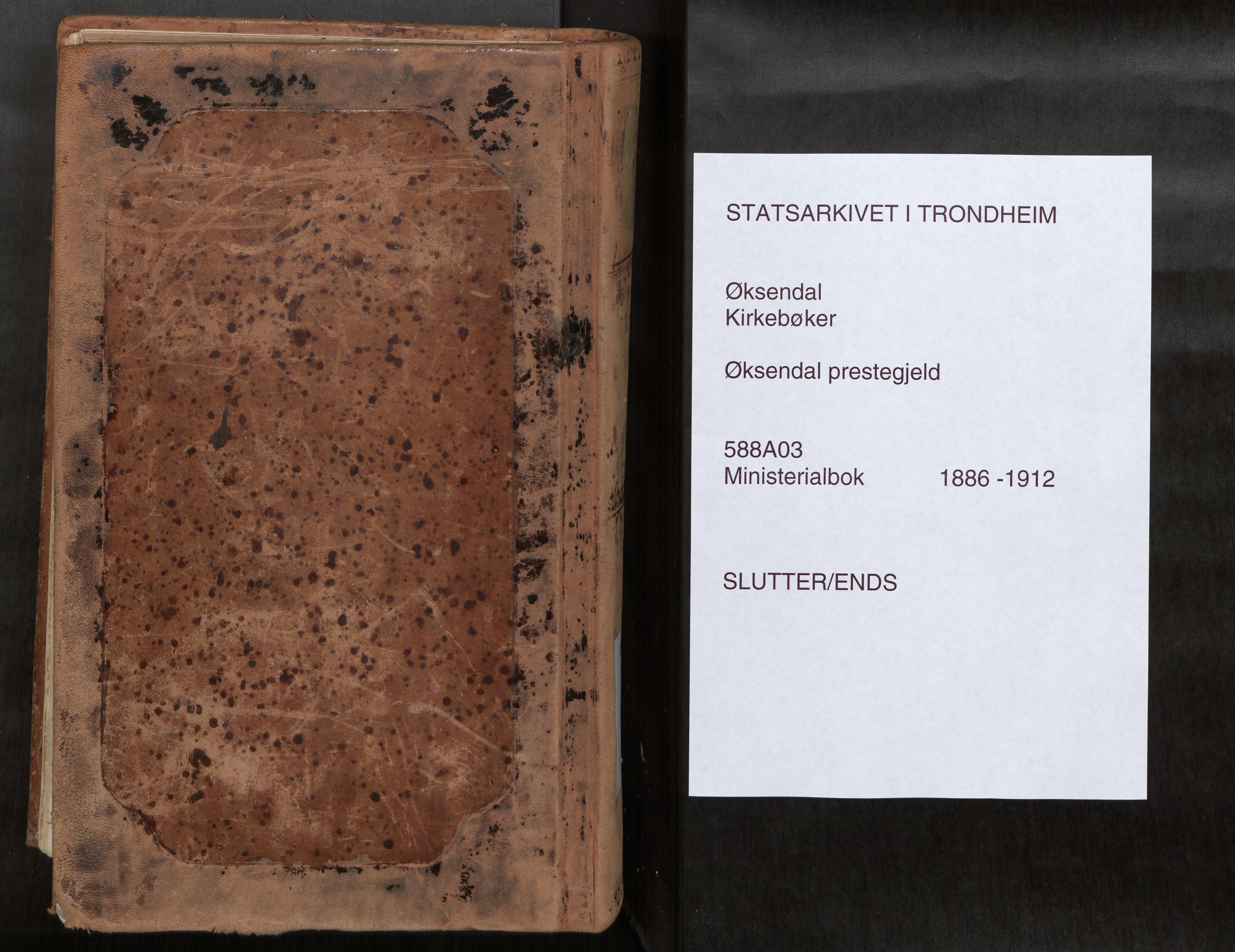 Ministerialprotokoller, klokkerbøker og fødselsregistre - Møre og Romsdal, AV/SAT-A-1454/588/L1006: Parish register (official) no. 588A03, 1886-1912