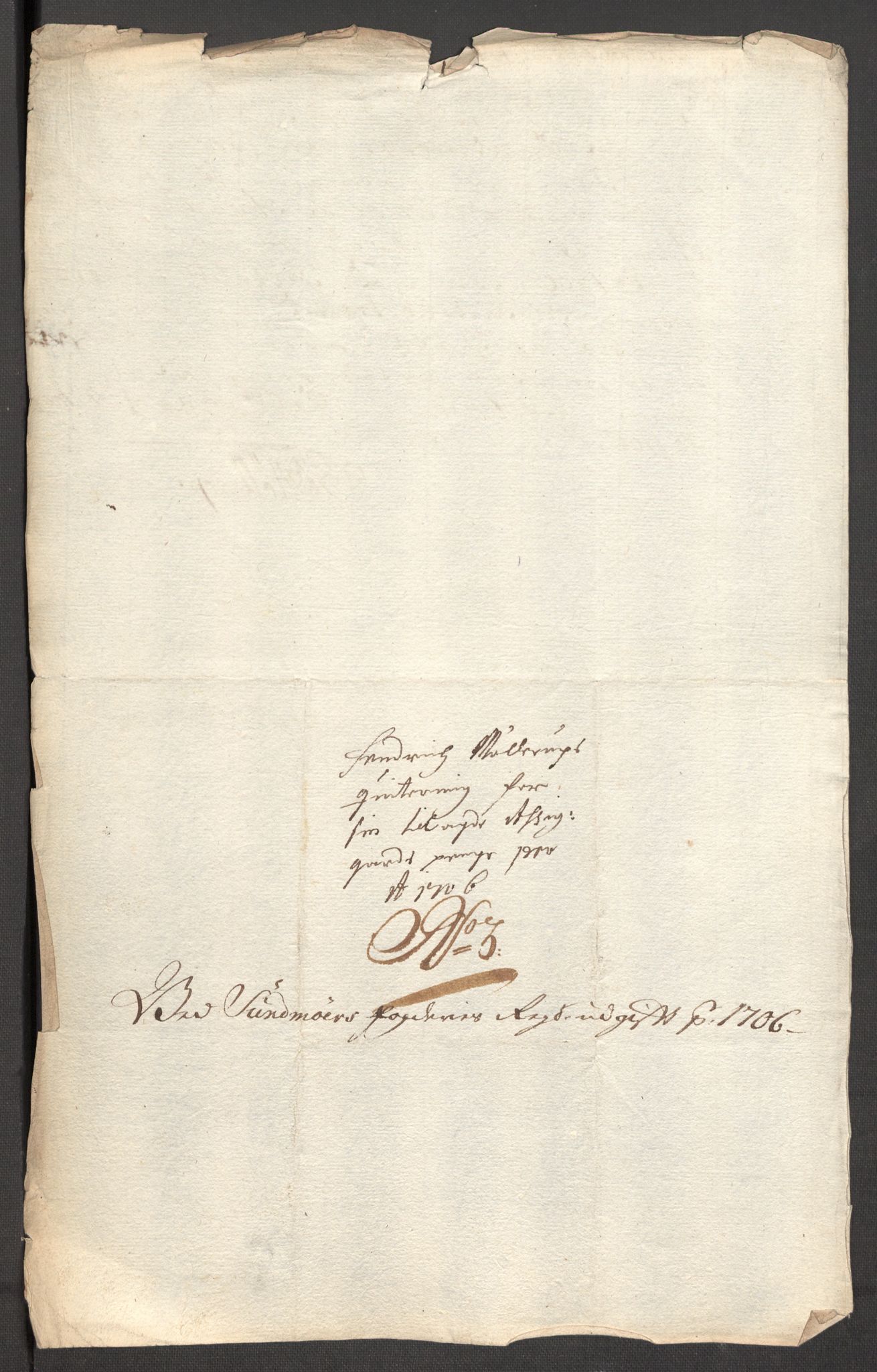 Rentekammeret inntil 1814, Reviderte regnskaper, Fogderegnskap, RA/EA-4092/R54/L3561: Fogderegnskap Sunnmøre, 1706-1707, p. 171