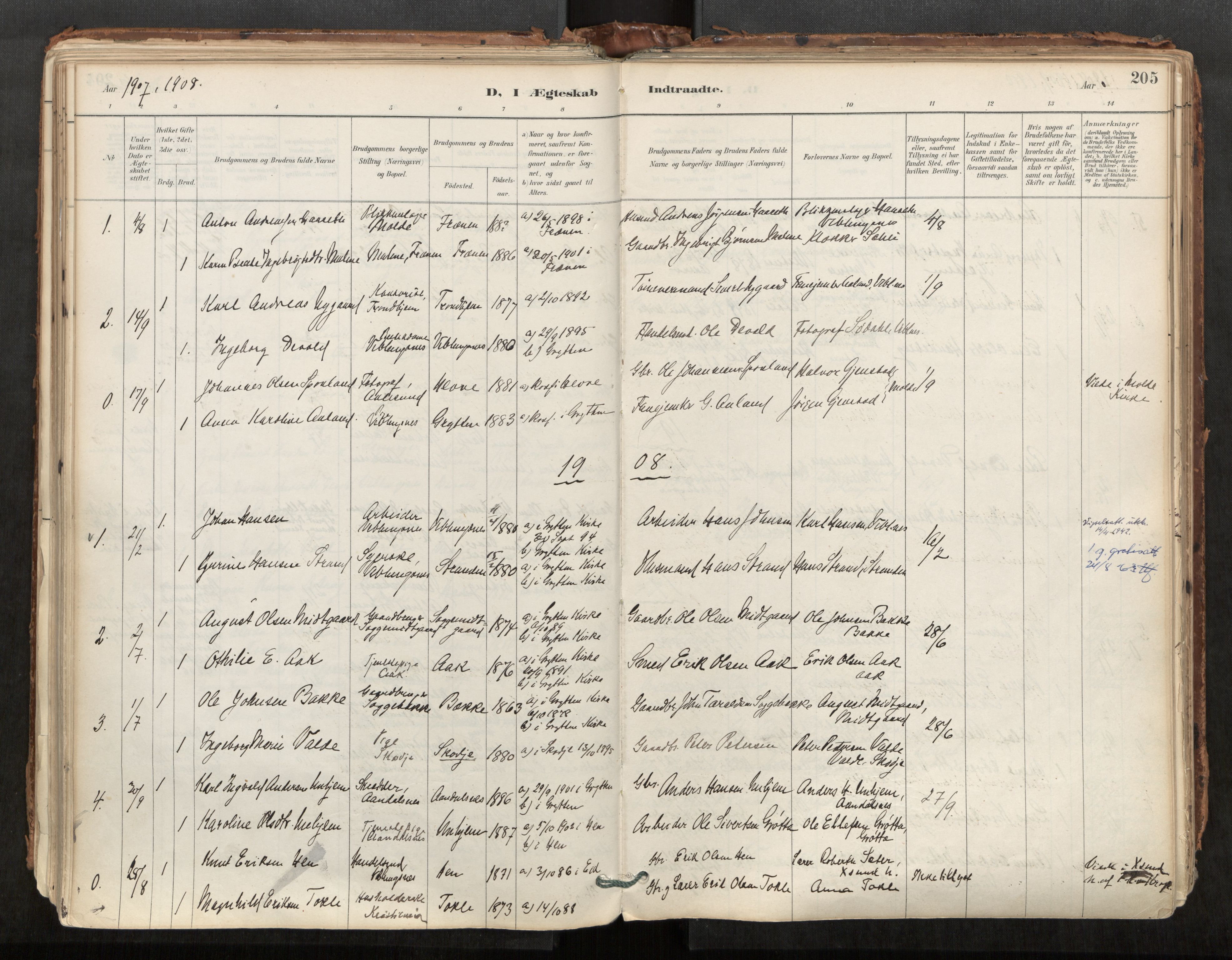 Ministerialprotokoller, klokkerbøker og fødselsregistre - Møre og Romsdal, AV/SAT-A-1454/544/L0585: Parish register (official) no. 544A06, 1887-1924, p. 205