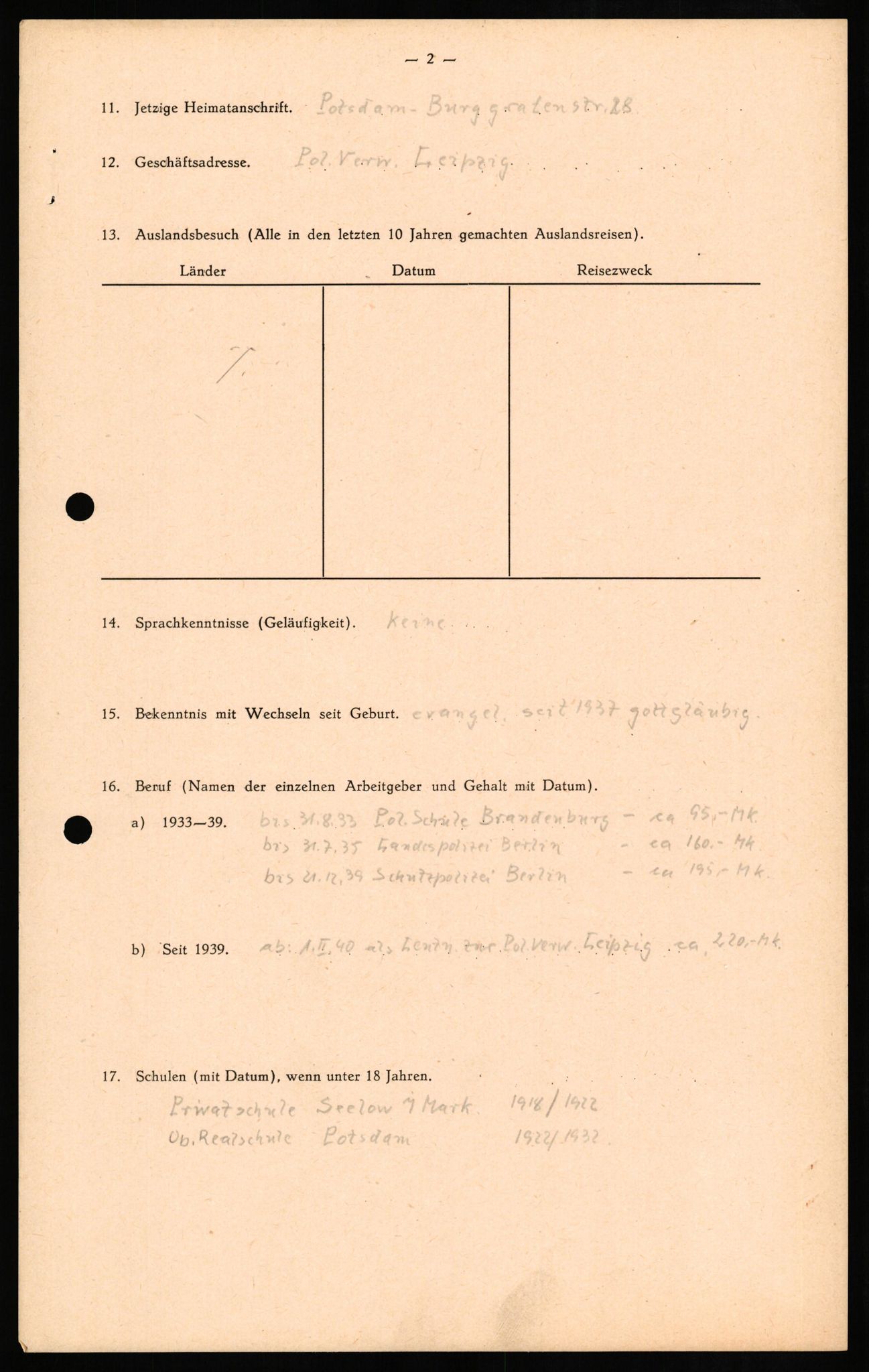 Forsvaret, Forsvarets overkommando II, AV/RA-RAFA-3915/D/Db/L0013: CI Questionaires. Tyske okkupasjonsstyrker i Norge. Tyskere., 1945-1946, p. 35