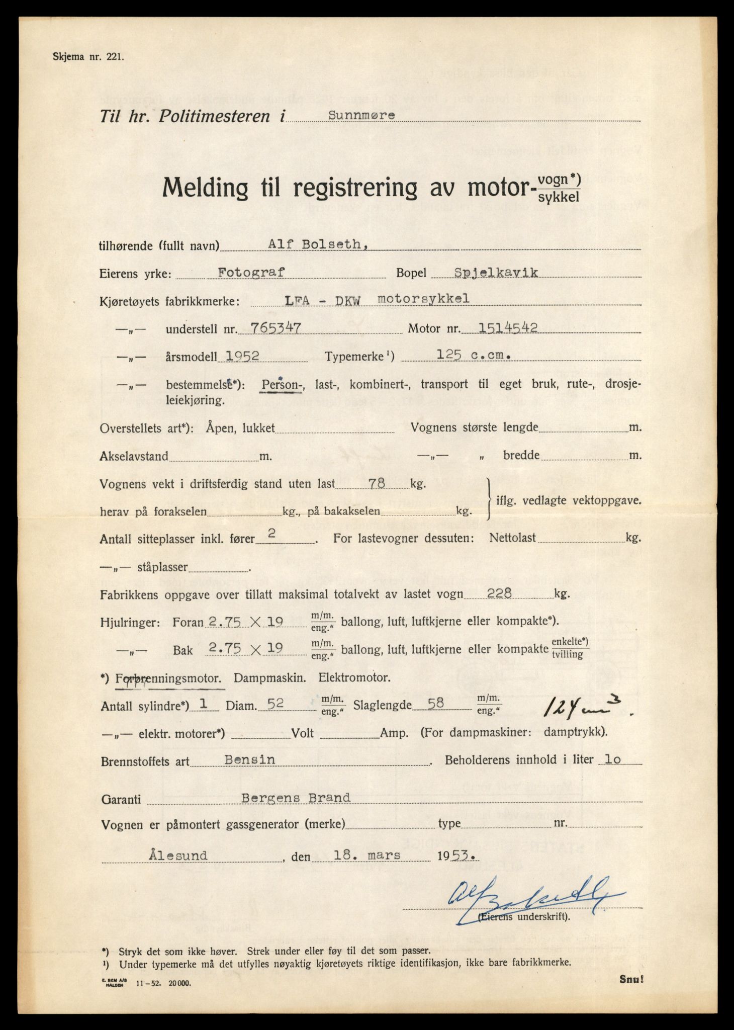 Møre og Romsdal vegkontor - Ålesund trafikkstasjon, AV/SAT-A-4099/F/Fe/L0031: Registreringskort for kjøretøy T 11800 - T 11996, 1927-1998, p. 1795