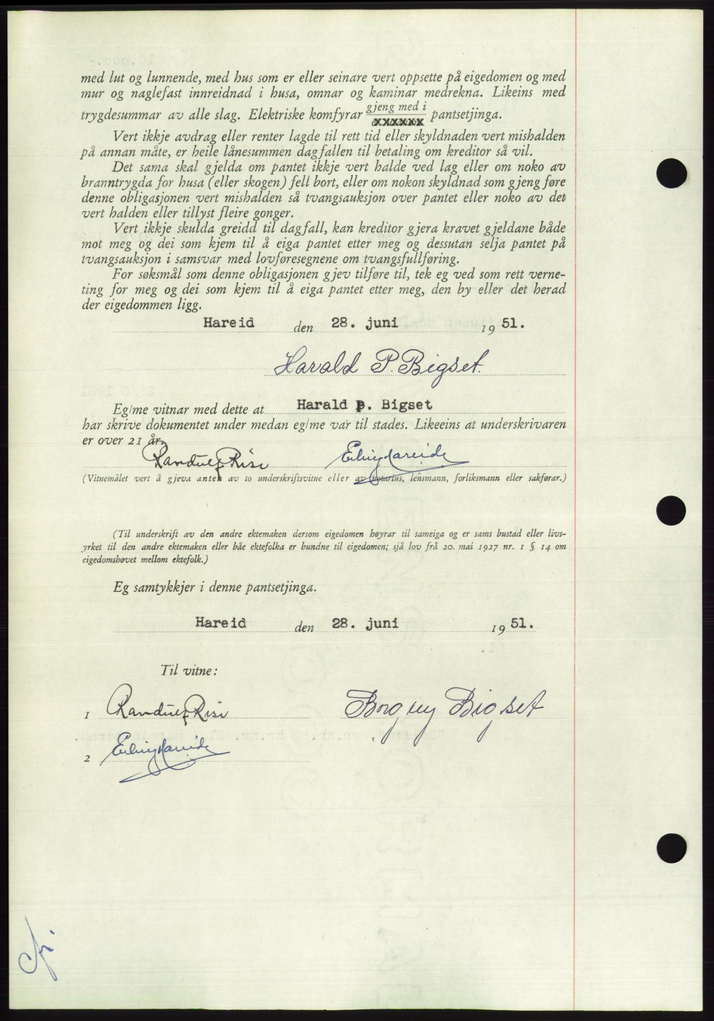 Søre Sunnmøre sorenskriveri, AV/SAT-A-4122/1/2/2C/L0120: Mortgage book no. 8B, 1951-1951, Diary no: : 1211/1951