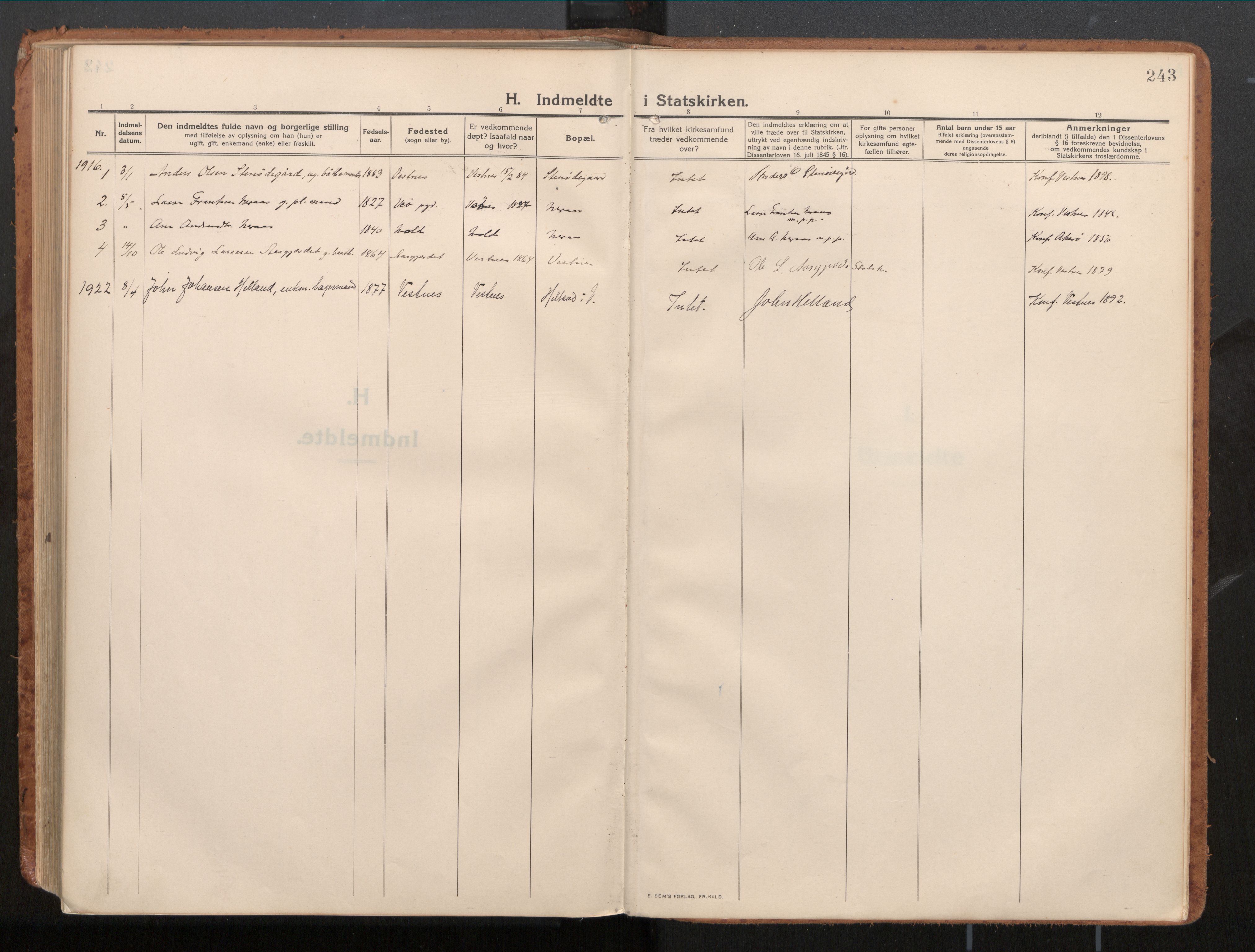 Ministerialprotokoller, klokkerbøker og fødselsregistre - Møre og Romsdal, AV/SAT-A-1454/539/L0534a: Parish register (official) no. 539A08, 1912-1935, p. 243