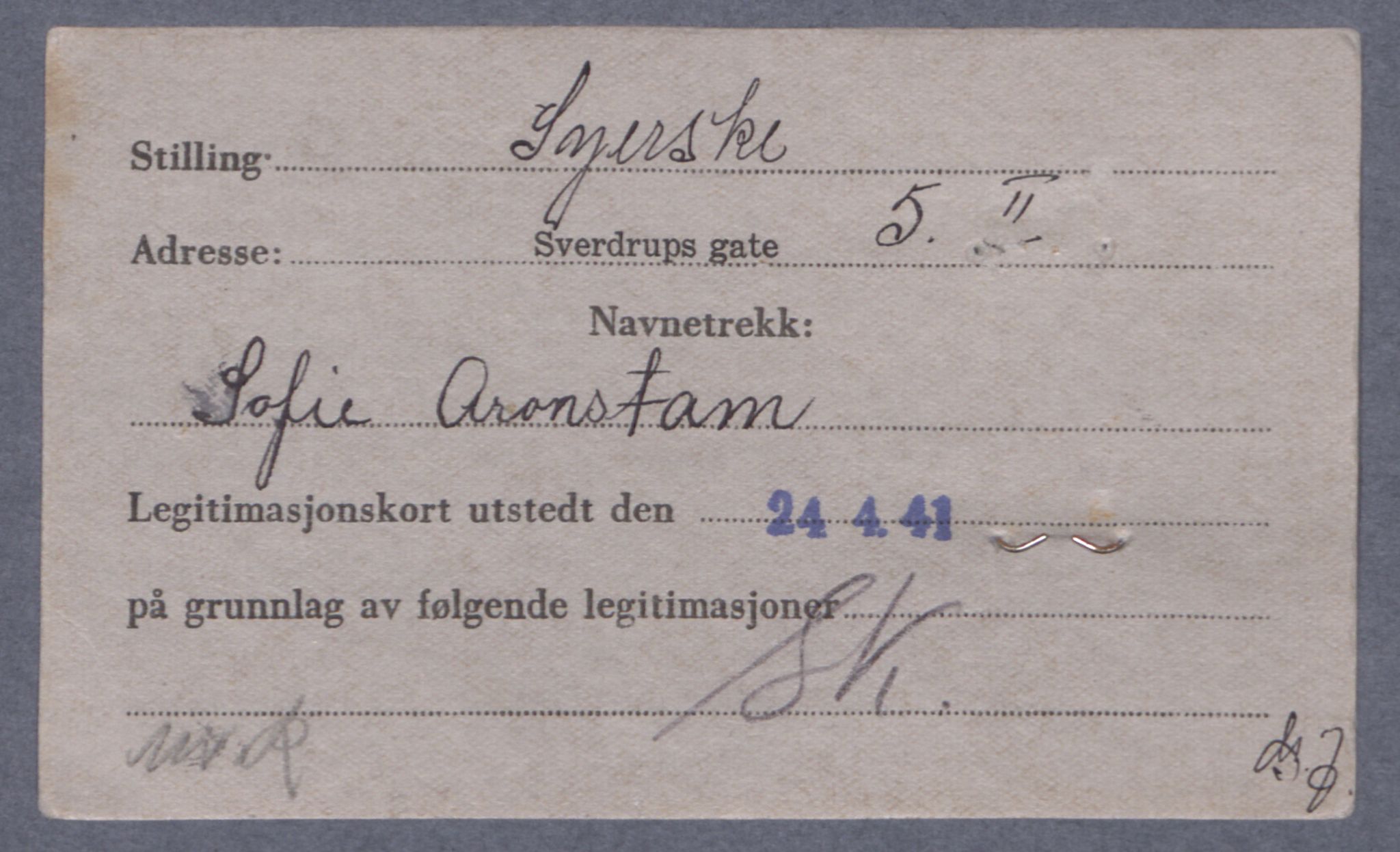 Sosialdepartementet, Våre Falne, RA/S-1708/E/Ee/L0021A: Fotografier av jøder på legitimasjonskort (1941-42), 1941-1942, p. 4