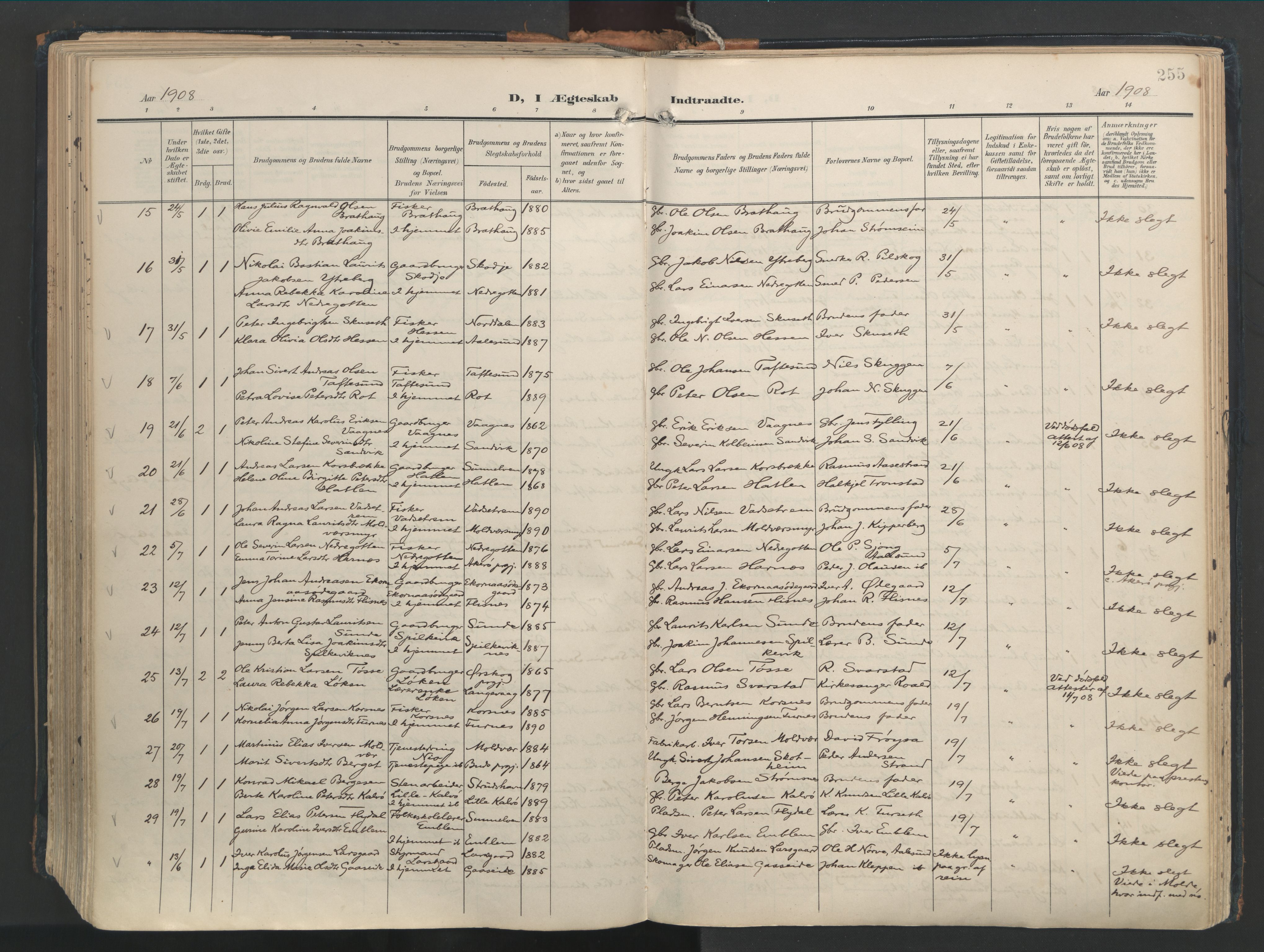 Ministerialprotokoller, klokkerbøker og fødselsregistre - Møre og Romsdal, SAT/A-1454/528/L0411: Parish register (official) no. 528A20, 1907-1920, p. 255