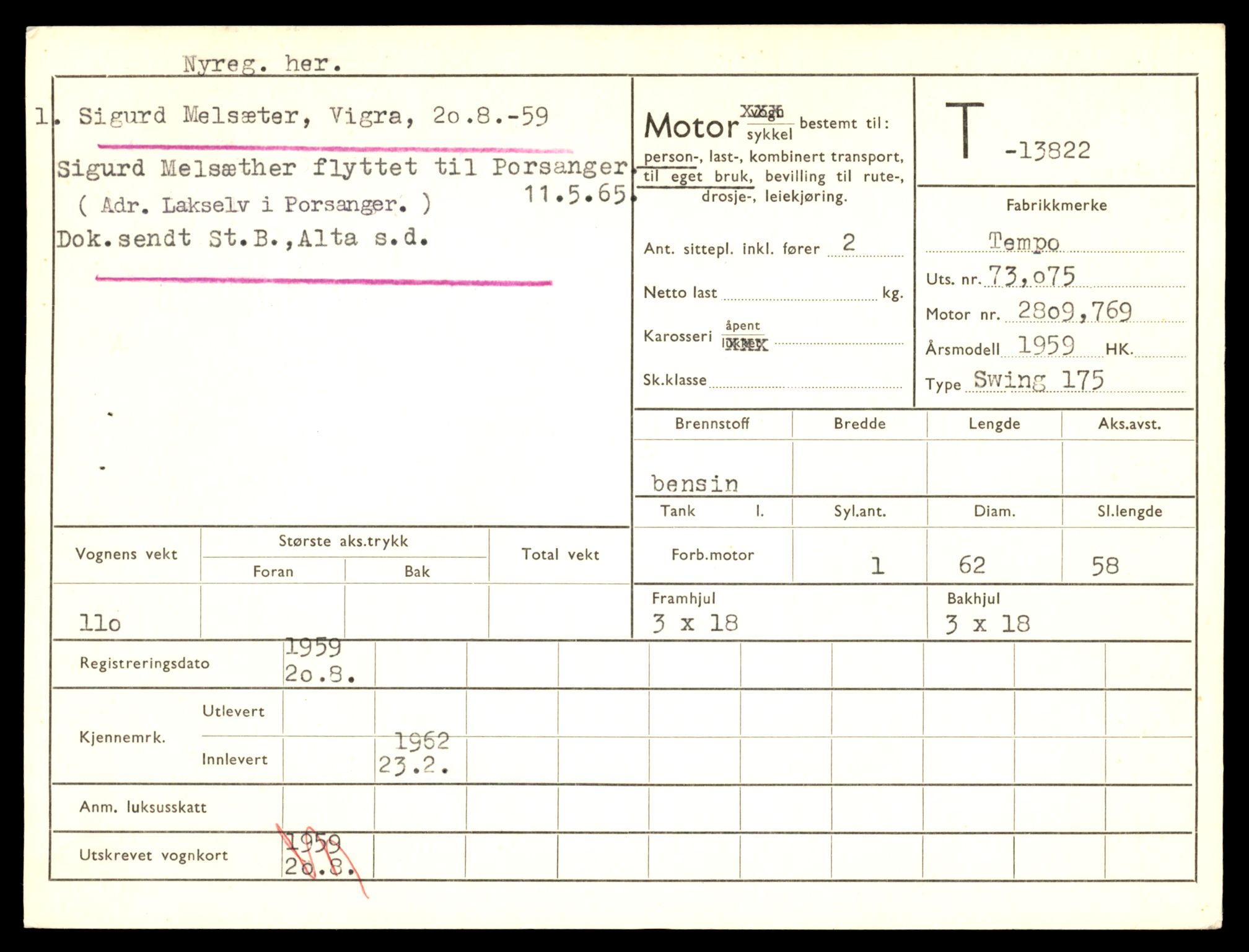 Møre og Romsdal vegkontor - Ålesund trafikkstasjon, AV/SAT-A-4099/F/Fe/L0041: Registreringskort for kjøretøy T 13710 - T 13905, 1927-1998, p. 1985