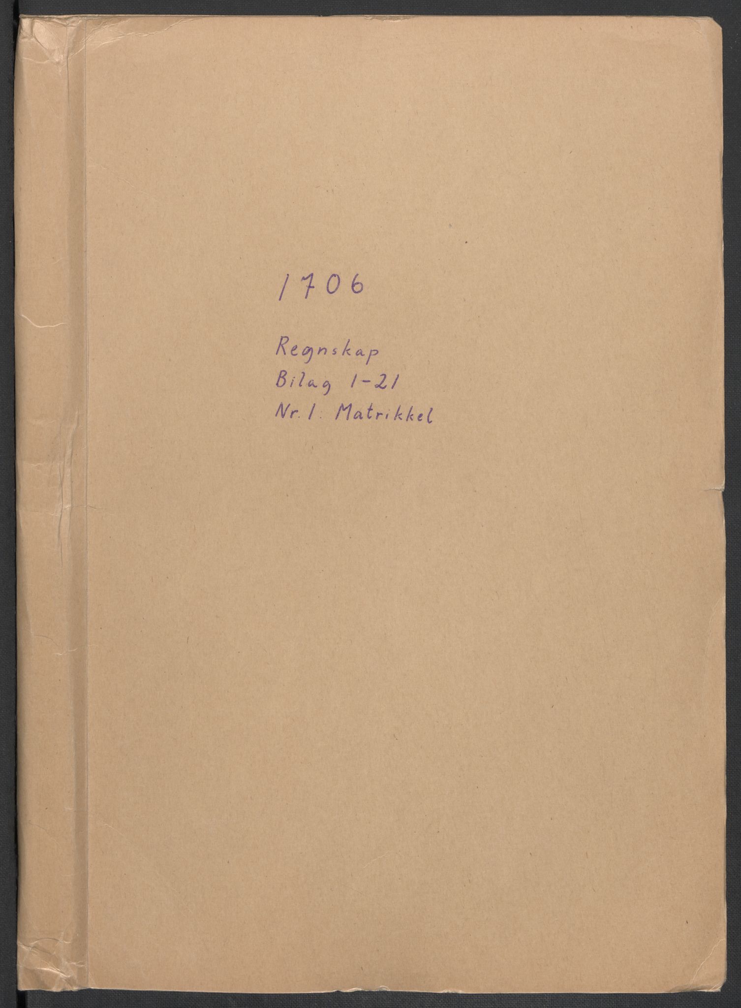 Rentekammeret inntil 1814, Reviderte regnskaper, Fogderegnskap, AV/RA-EA-4092/R56/L3742: Fogderegnskap Nordmøre, 1706-1707, p. 2