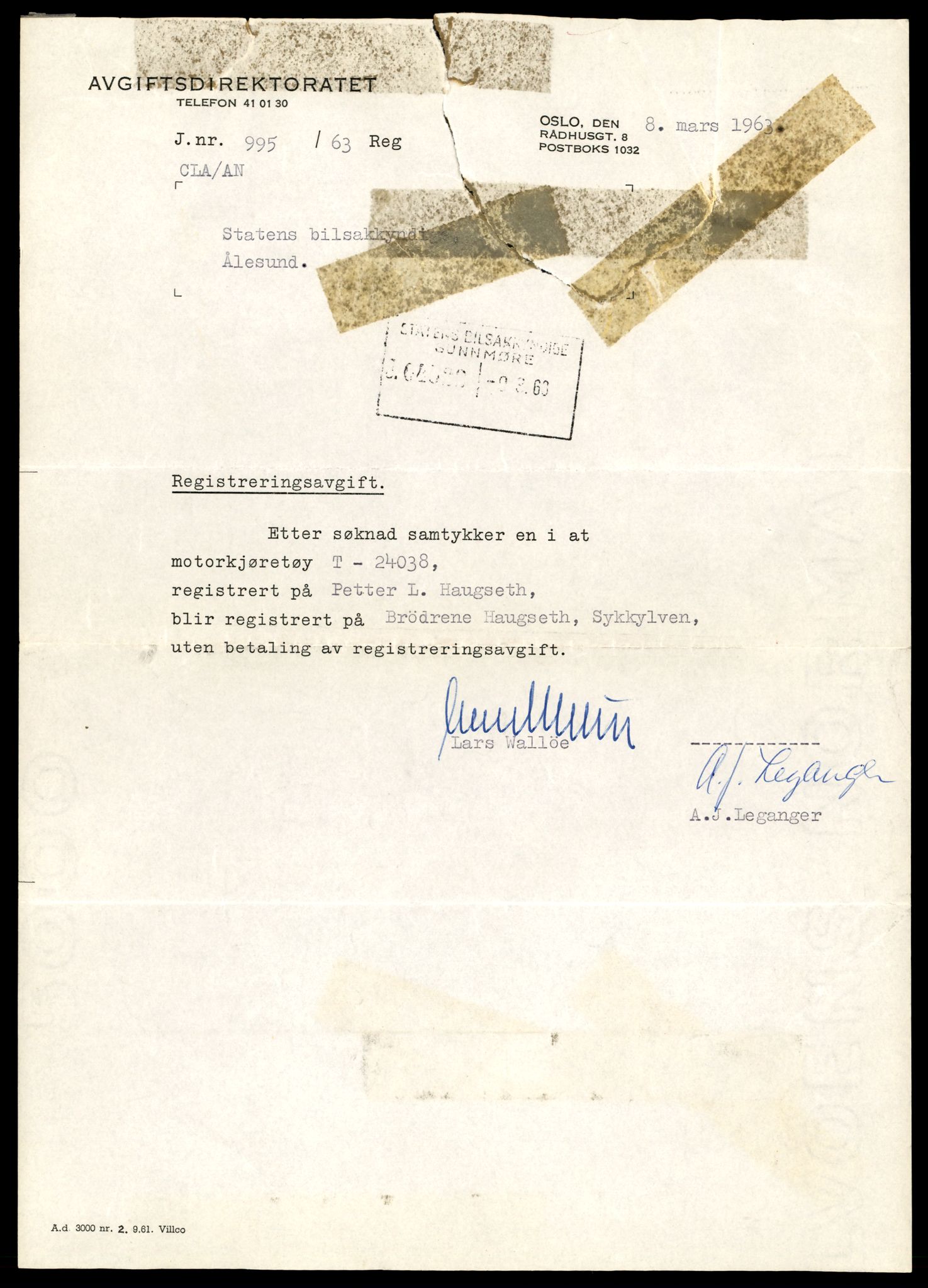 Møre og Romsdal vegkontor - Ålesund trafikkstasjon, AV/SAT-A-4099/F/Fe/L0033: Registreringskort for kjøretøy T 12151 - T 12474, 1927-1998, p. 2609