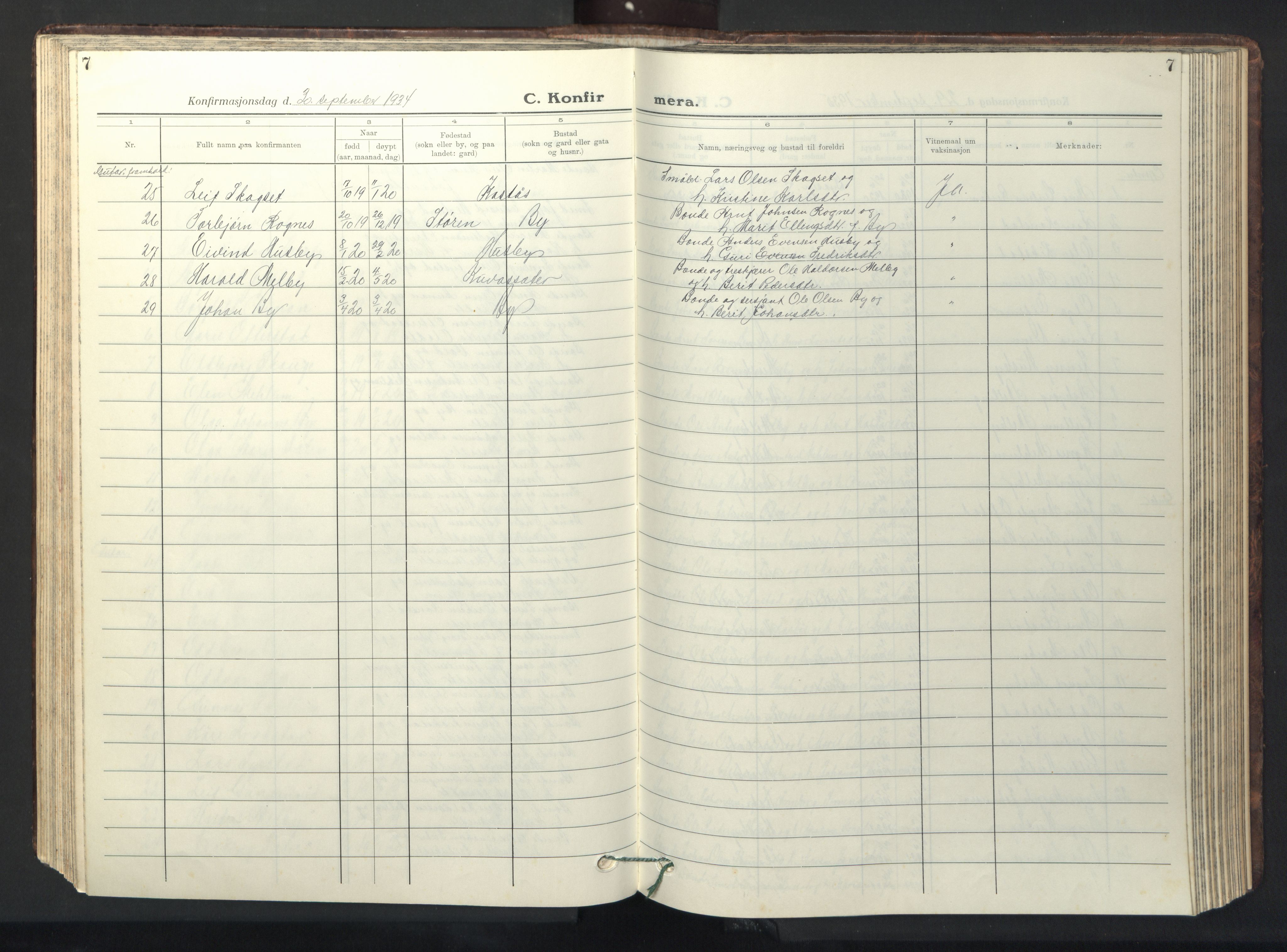 Ministerialprotokoller, klokkerbøker og fødselsregistre - Sør-Trøndelag, SAT/A-1456/667/L0799: Parish register (copy) no. 667C04, 1929-1950, p. 7