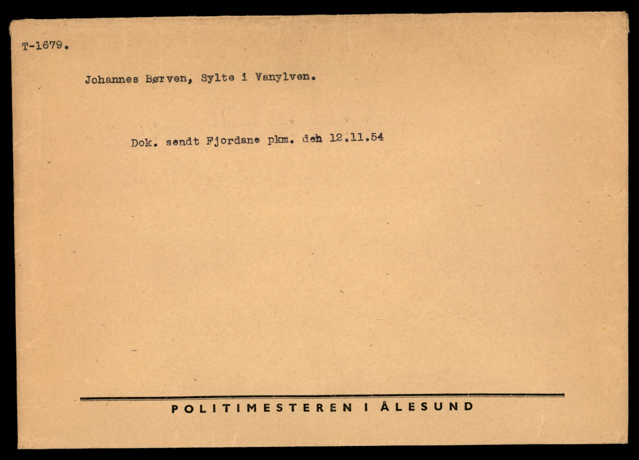 Møre og Romsdal vegkontor - Ålesund trafikkstasjon, SAT/A-4099/F/Fe/L0014: Registreringskort for kjøretøy T 1565 - T 1698, 1927-1998, p. 2497