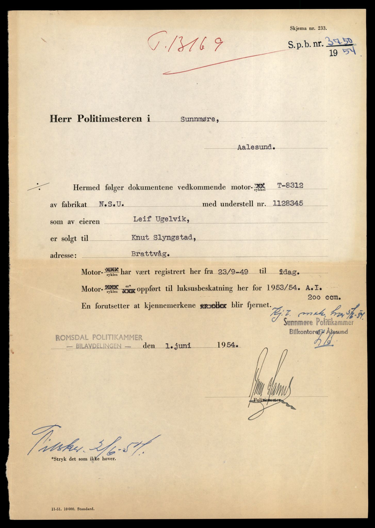 Møre og Romsdal vegkontor - Ålesund trafikkstasjon, AV/SAT-A-4099/F/Fe/L0037: Registreringskort for kjøretøy T 13031 - T 13179, 1927-1998, p. 2666