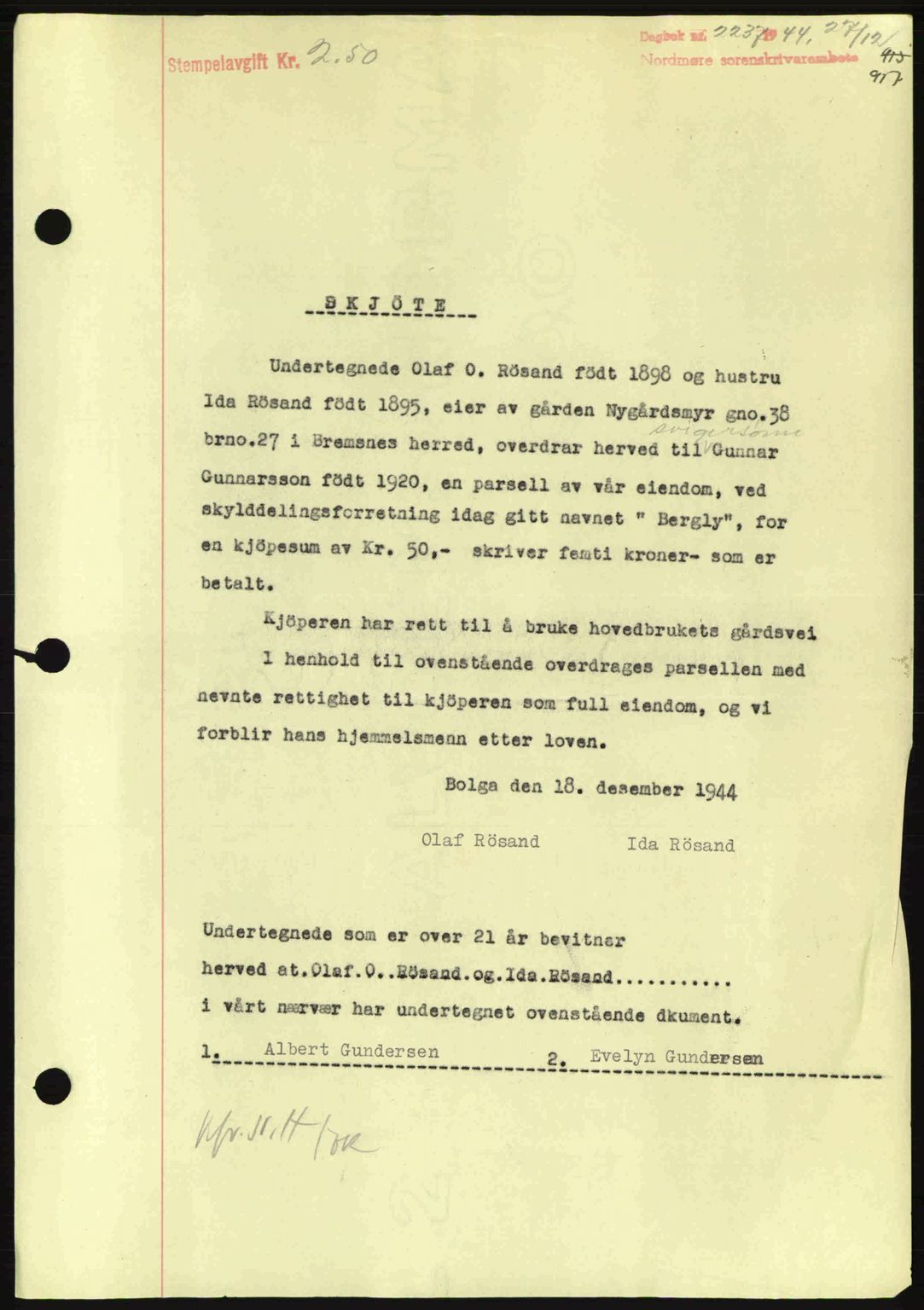 Nordmøre sorenskriveri, AV/SAT-A-4132/1/2/2Ca: Mortgage book no. A98, 1944-1944, Diary no: : 2237/1944