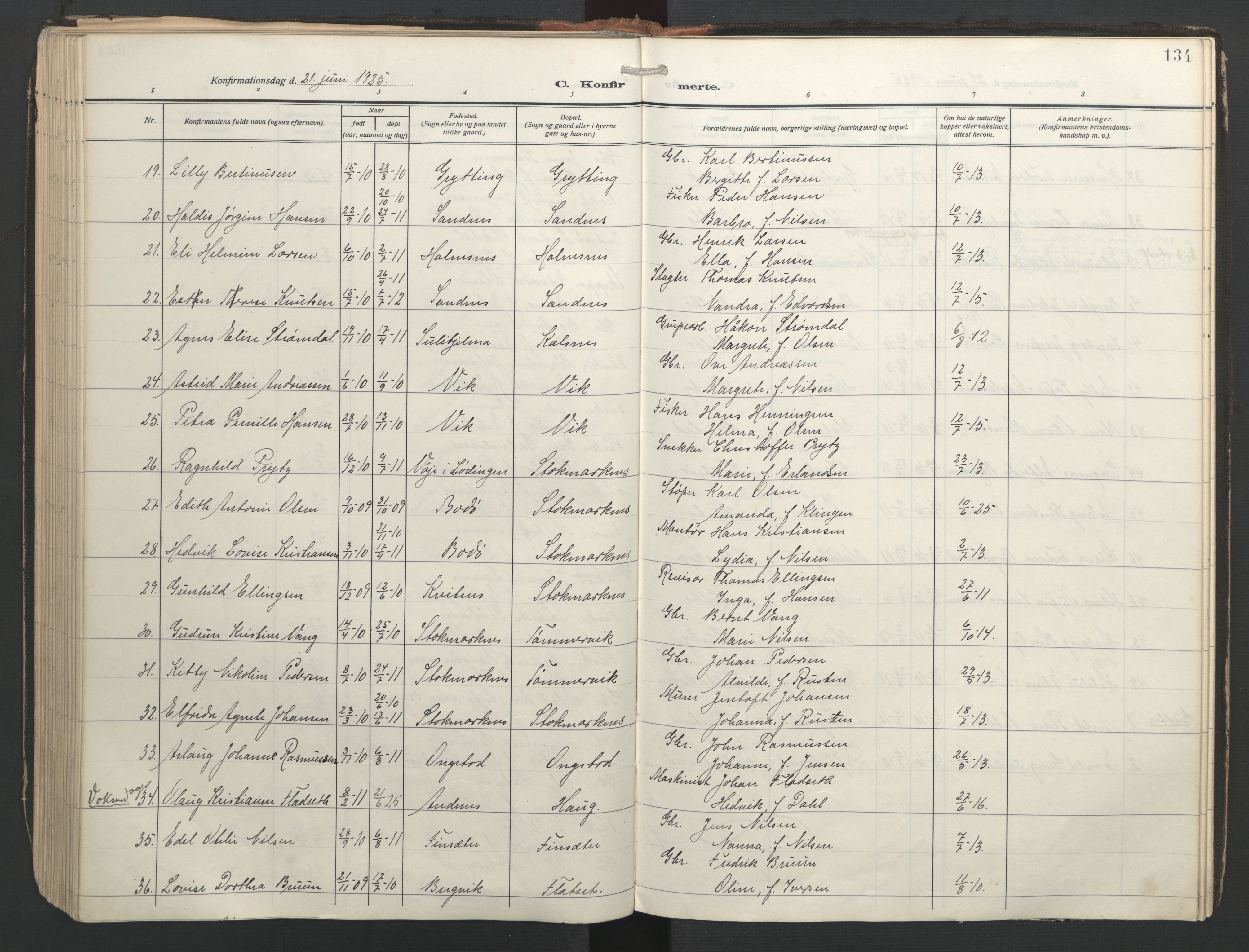 Ministerialprotokoller, klokkerbøker og fødselsregistre - Nordland, AV/SAT-A-1459/888/L1249: Parish register (official) no. 888A15, 1911-1929, p. 134